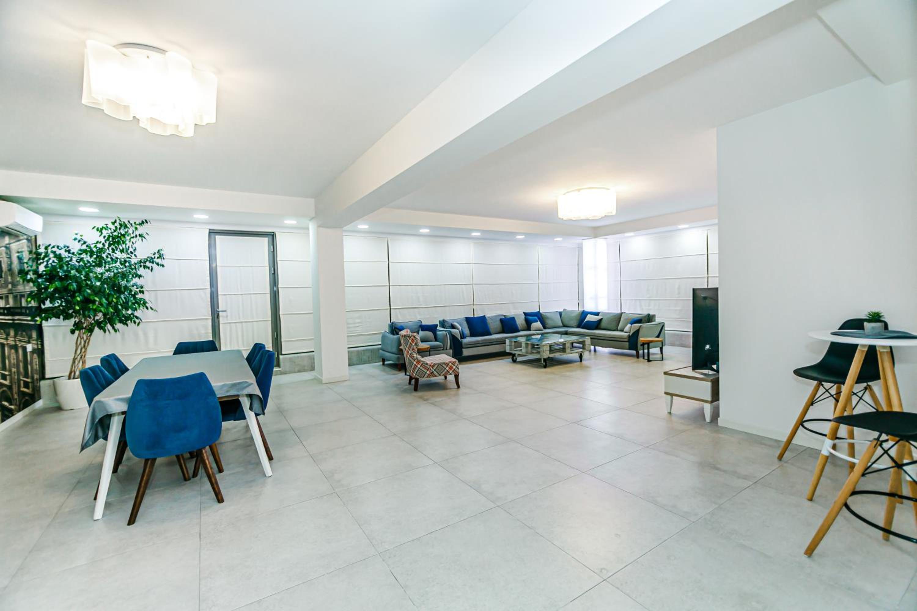 Baku Sky House in Megafun Residance