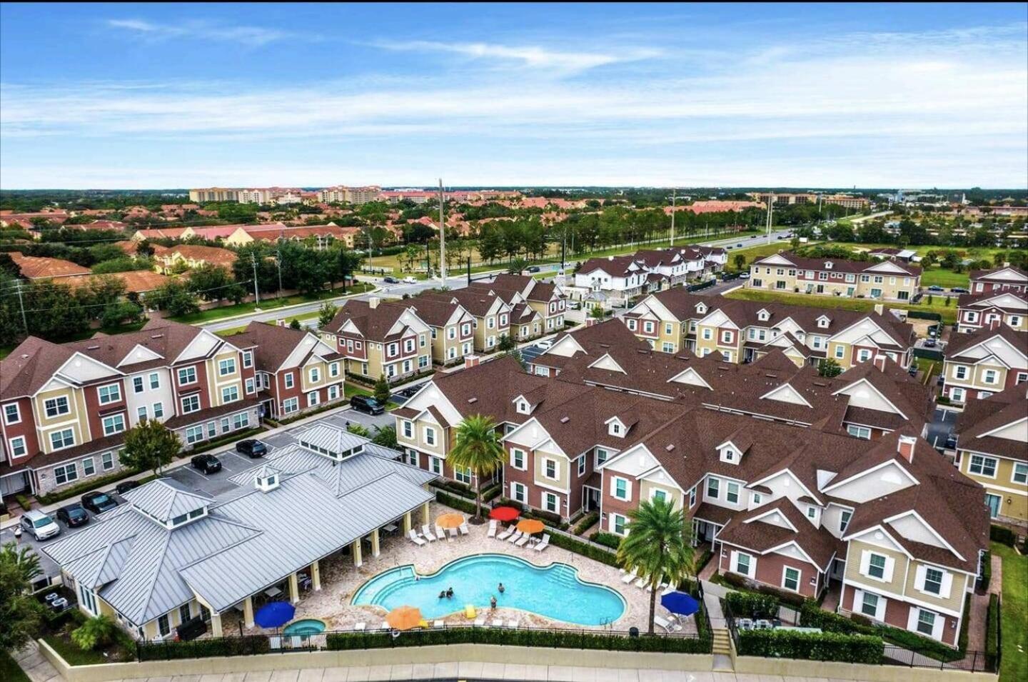 New Exclusive Villa 5 min to Disney