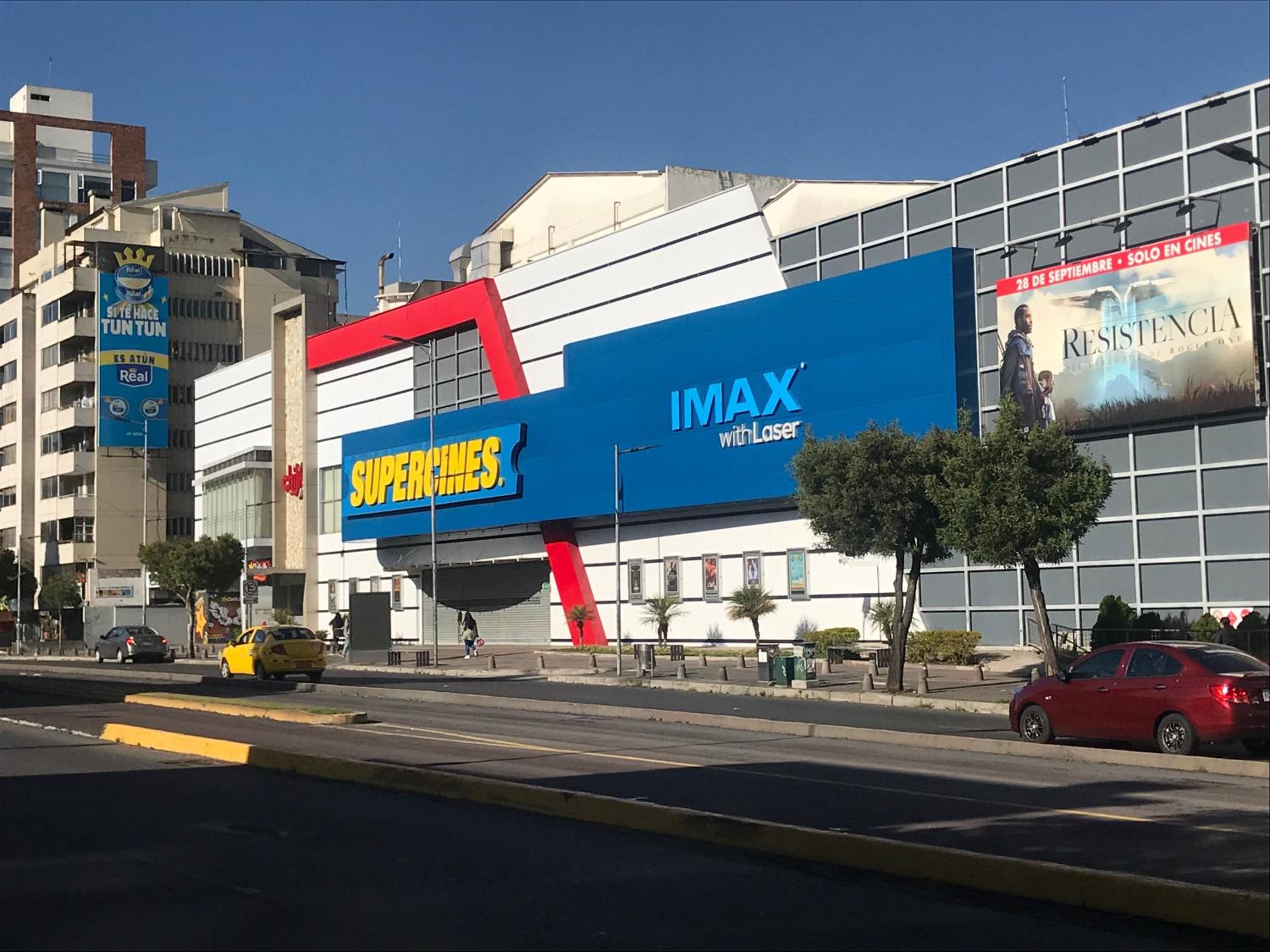 Gran departamento completamente amoblado