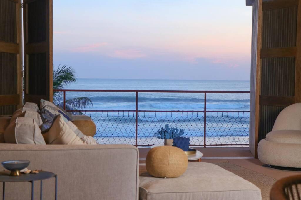 Increíble Casa frente a la playa
