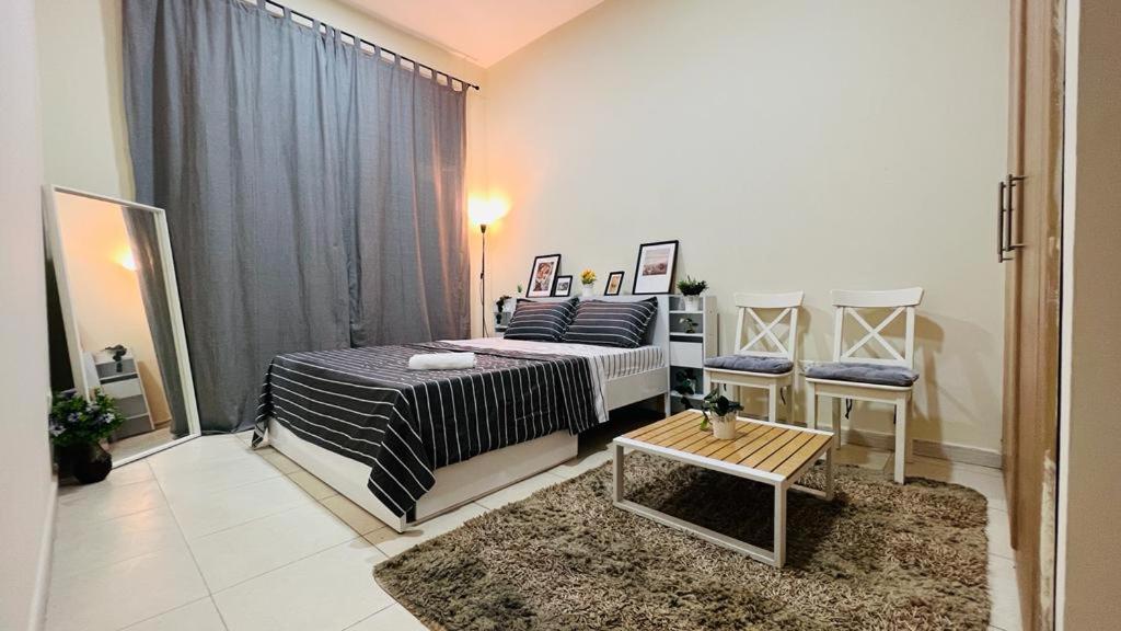 Beautiful Bedroom in Al Barsha Near Mashreq Metro