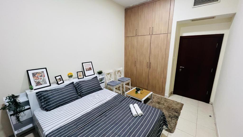 Beautiful Bedroom in Al Barsha Near Mashreq Metro