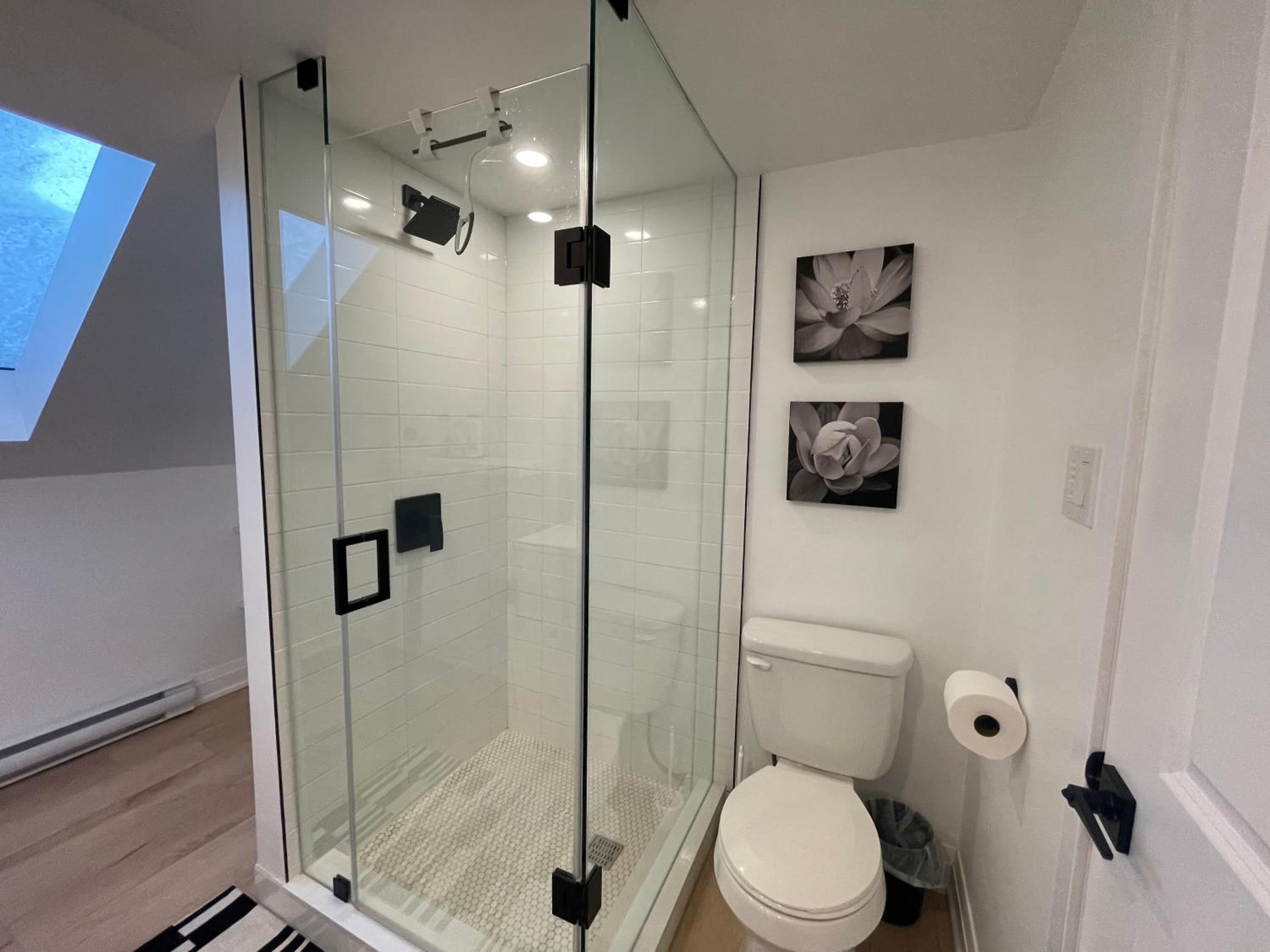 Kitchener Vacations - Cozy Cottage Style House - Property Image 70