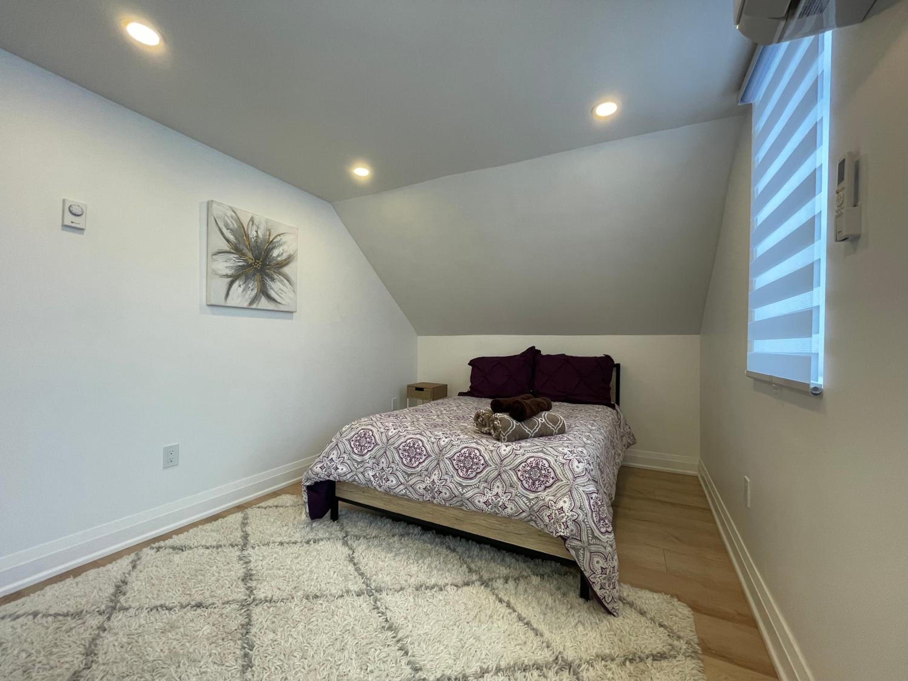 Kitchener Vacations - Cozy Cottage Style House - Property Image 40