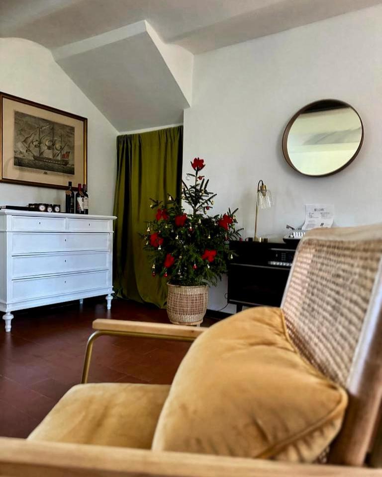 AceroRosso Farmhouse