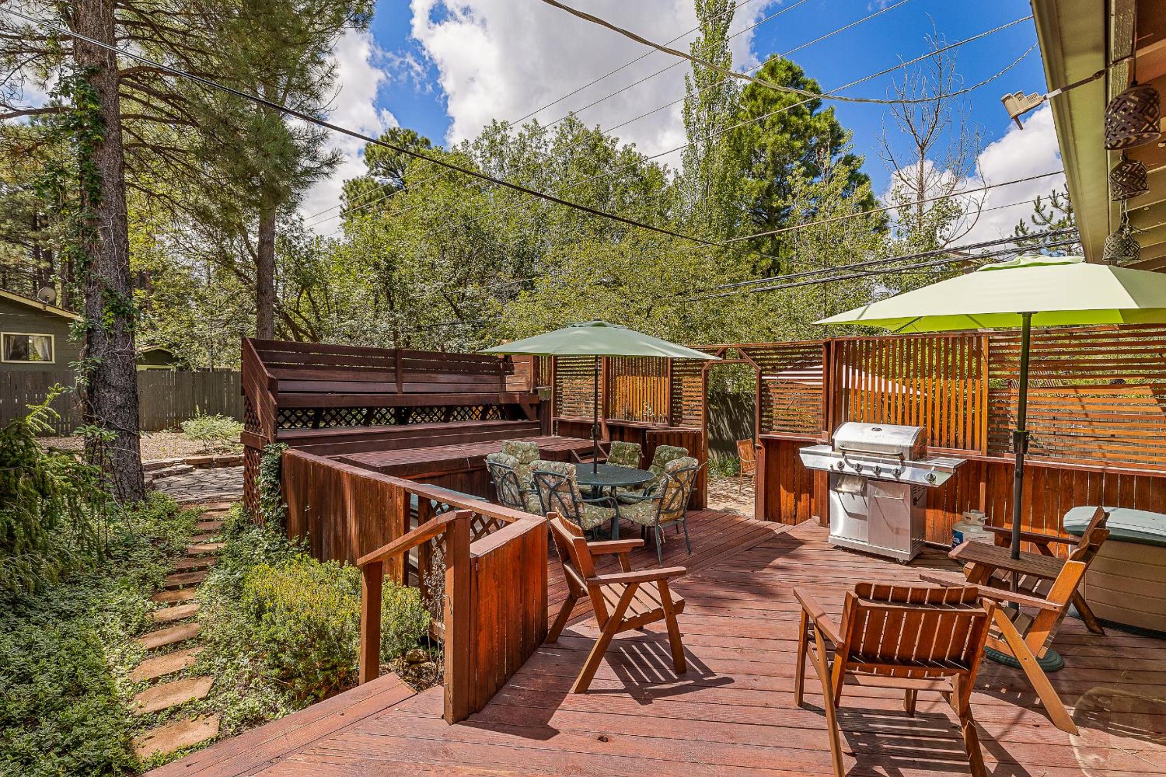 Captivating Continental Country Club Retreat with 4 BDR and Spacious deck! view 4