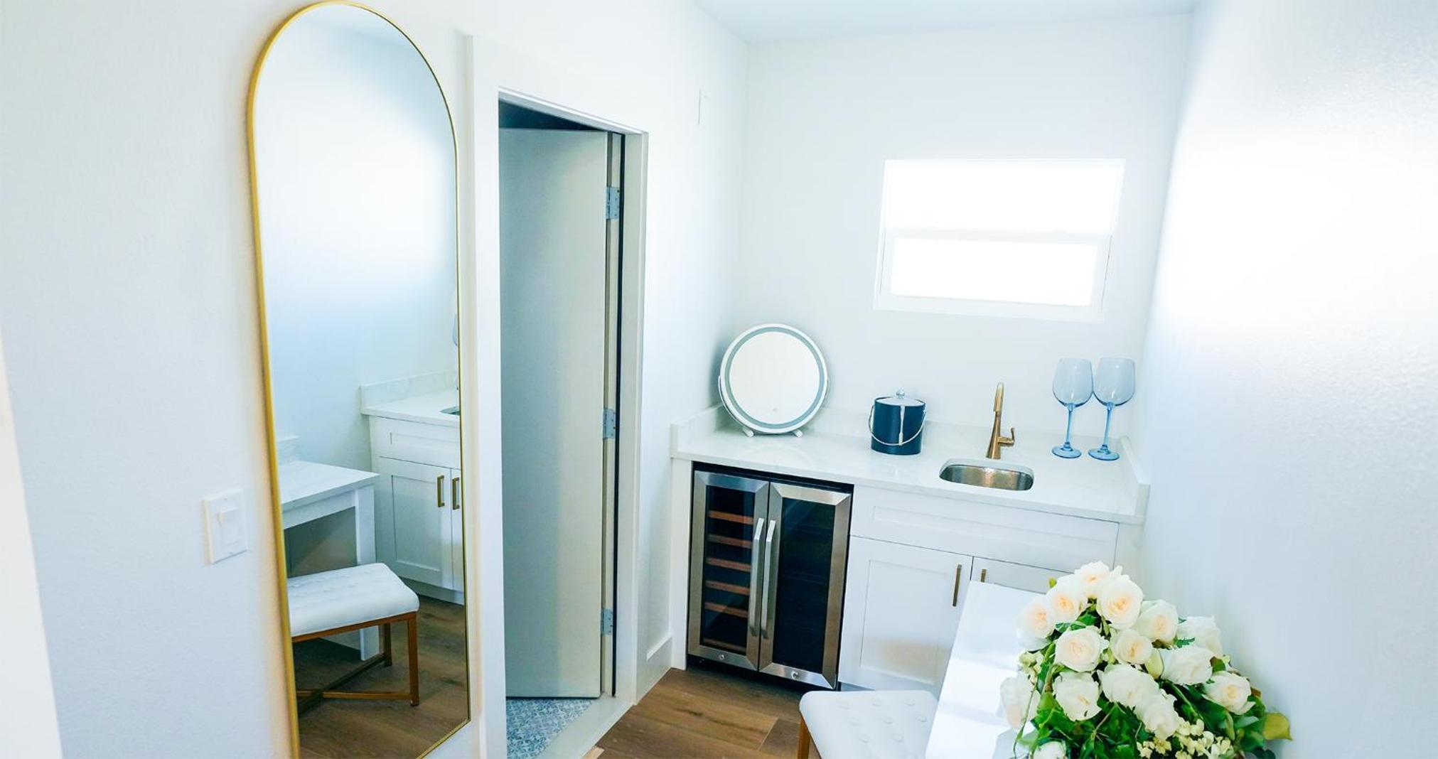 Ivory Sands Beach Suites