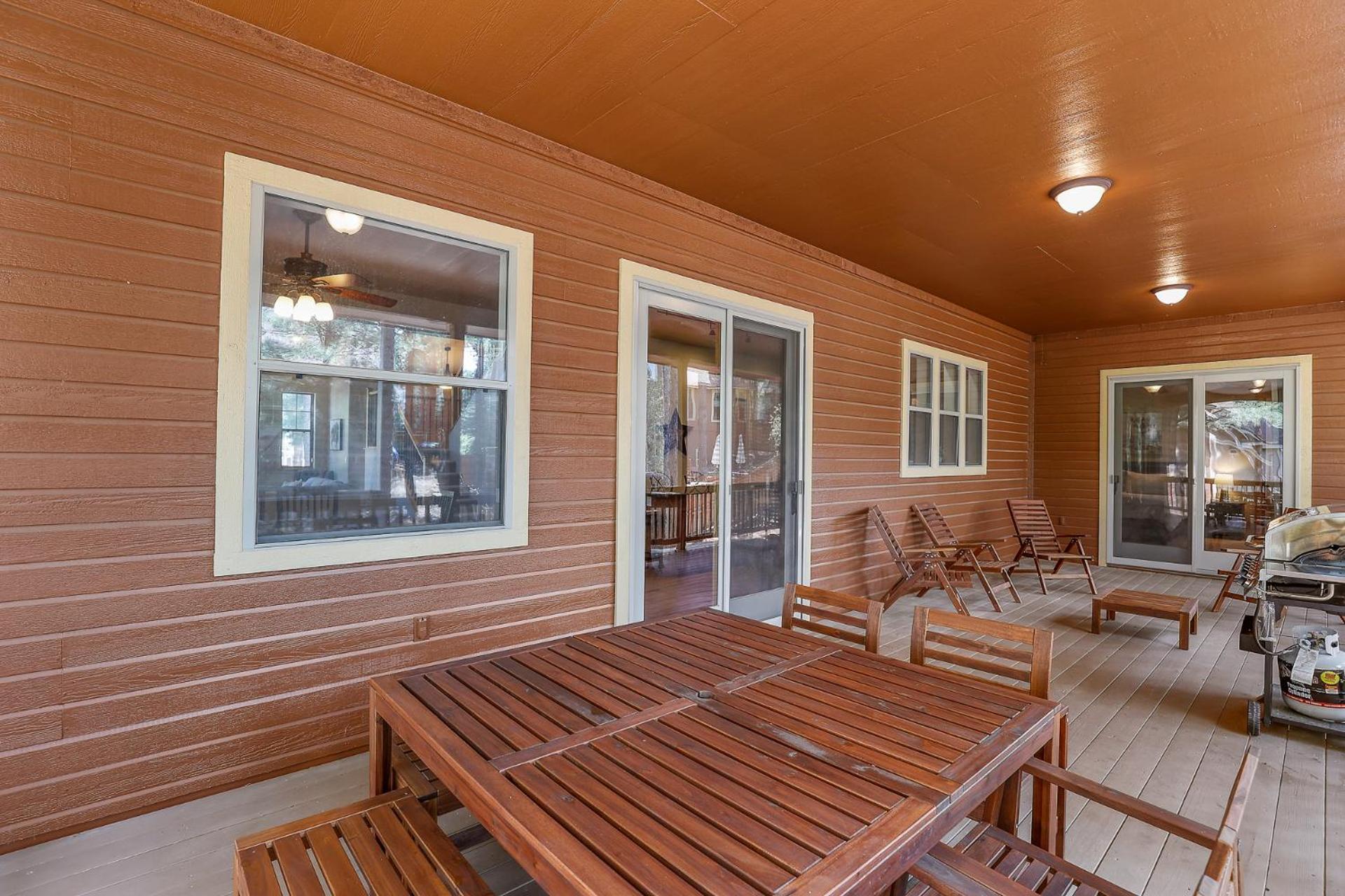Wonderful & Modern Home Perfect for Large Families view 4