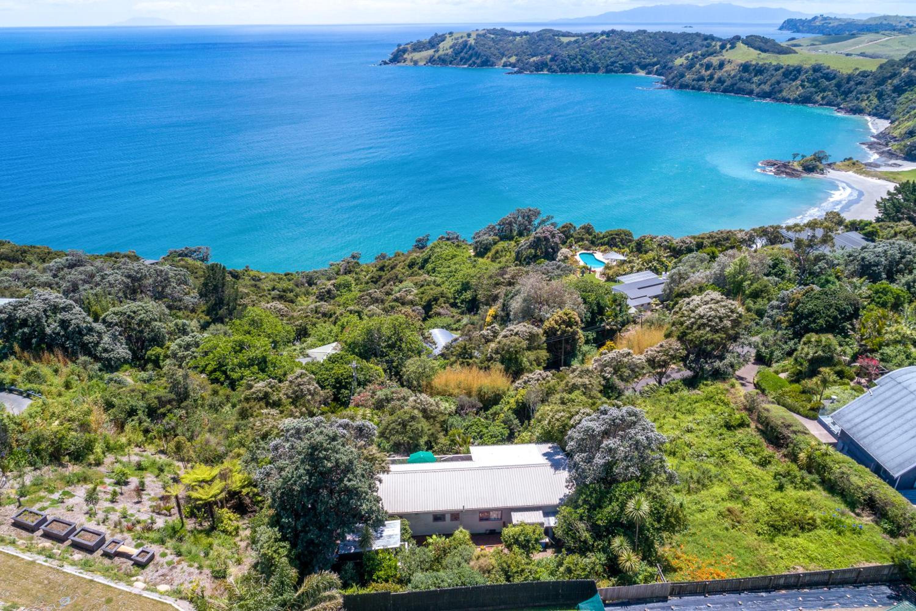 Belle Bird Place - Onetangi Holiday Home view 2