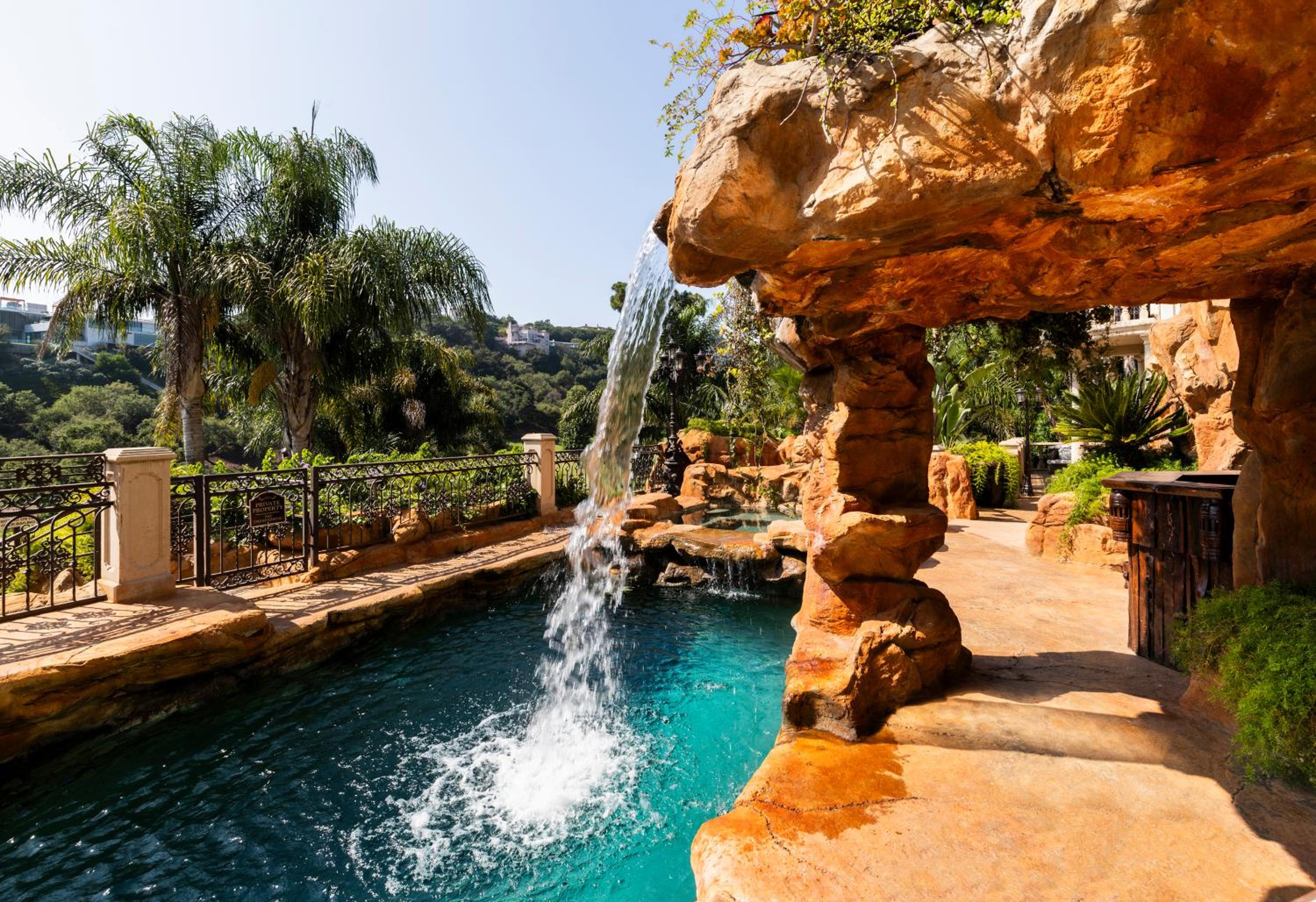 Luxury Bel Air Villa Heated Pool Panoramic Views 6 Bedrooms
