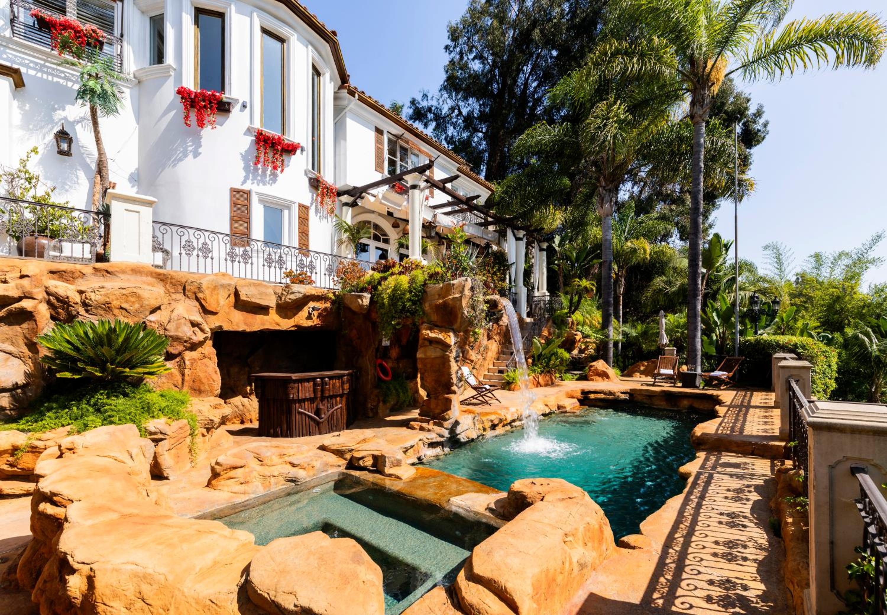 Luxury Bel Air Villa Heated Pool Panoramic Views 6 Bedrooms