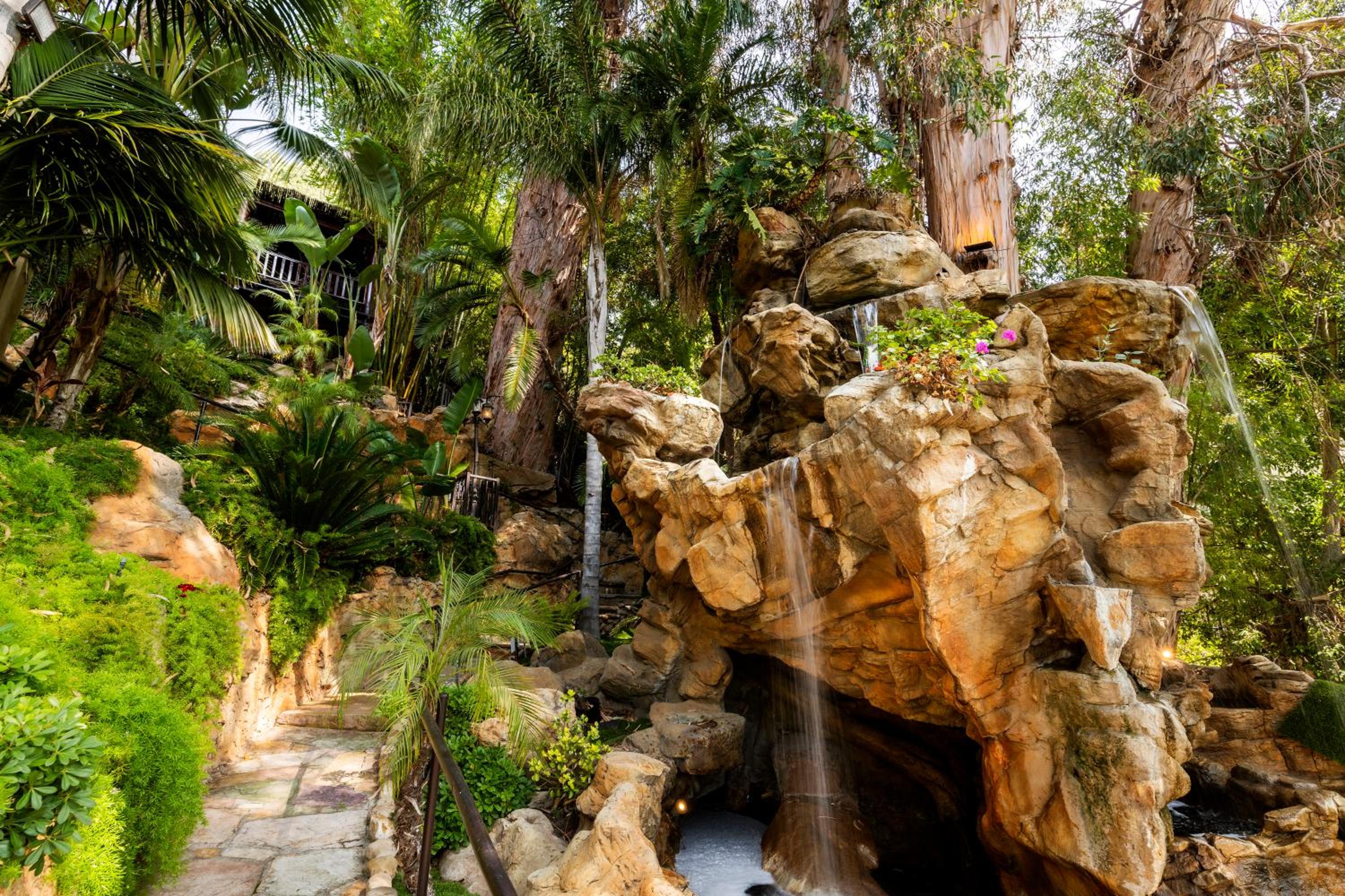Luxury Bel Air Villa Heated Pool Panoramic Views 6 Bedrooms