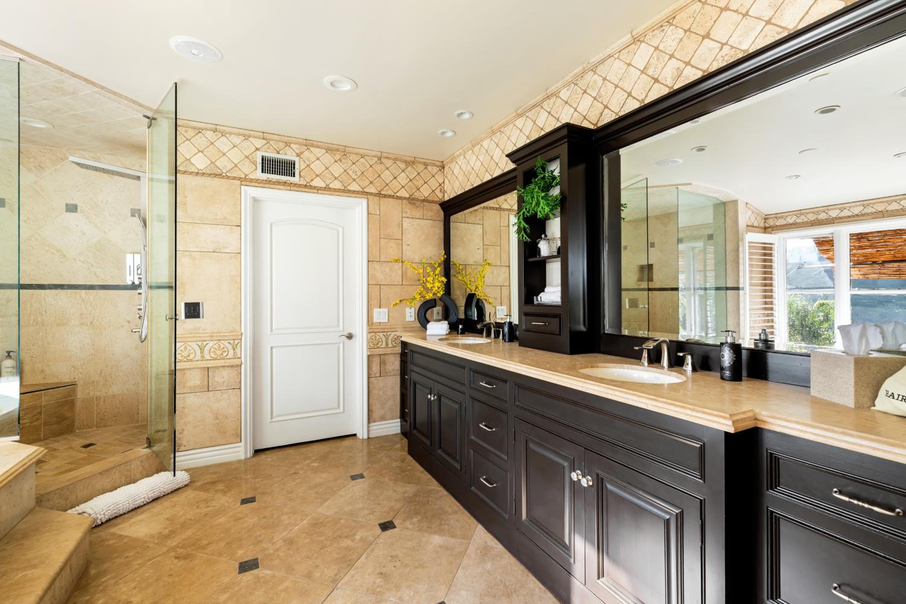 Luxury Bel Air Villa Heated Pool Panoramic Views 6 Bedrooms