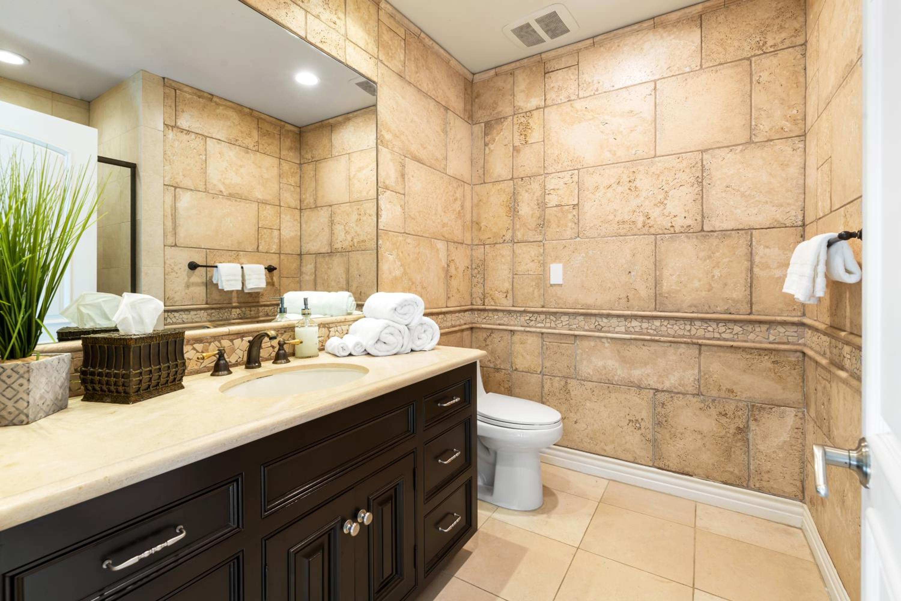 Luxury Bel Air Villa Heated Pool Panoramic Views 6 Bedrooms