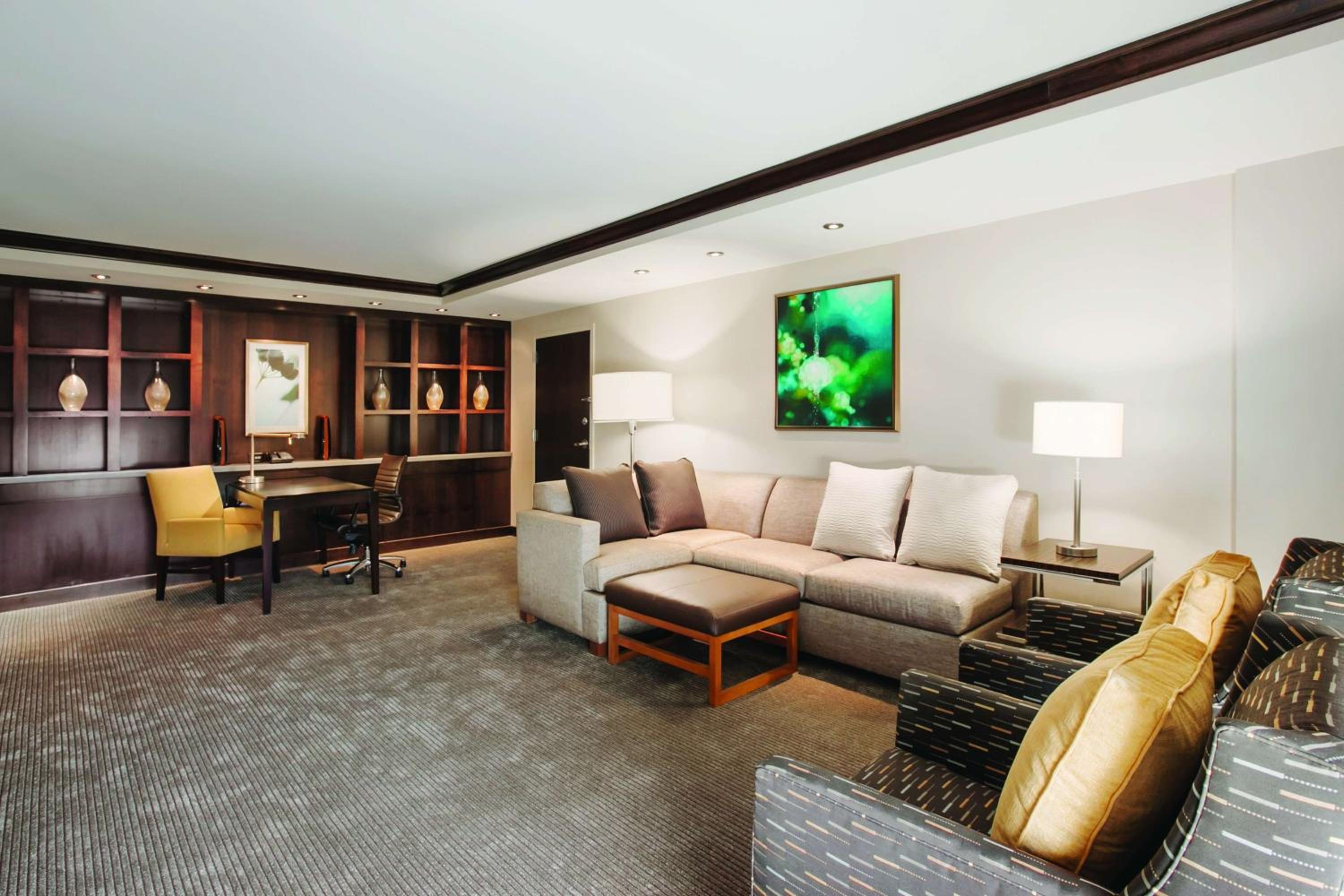 Raleigh Vacations - Hyatt Place Raleigh Cary - Property Image 27