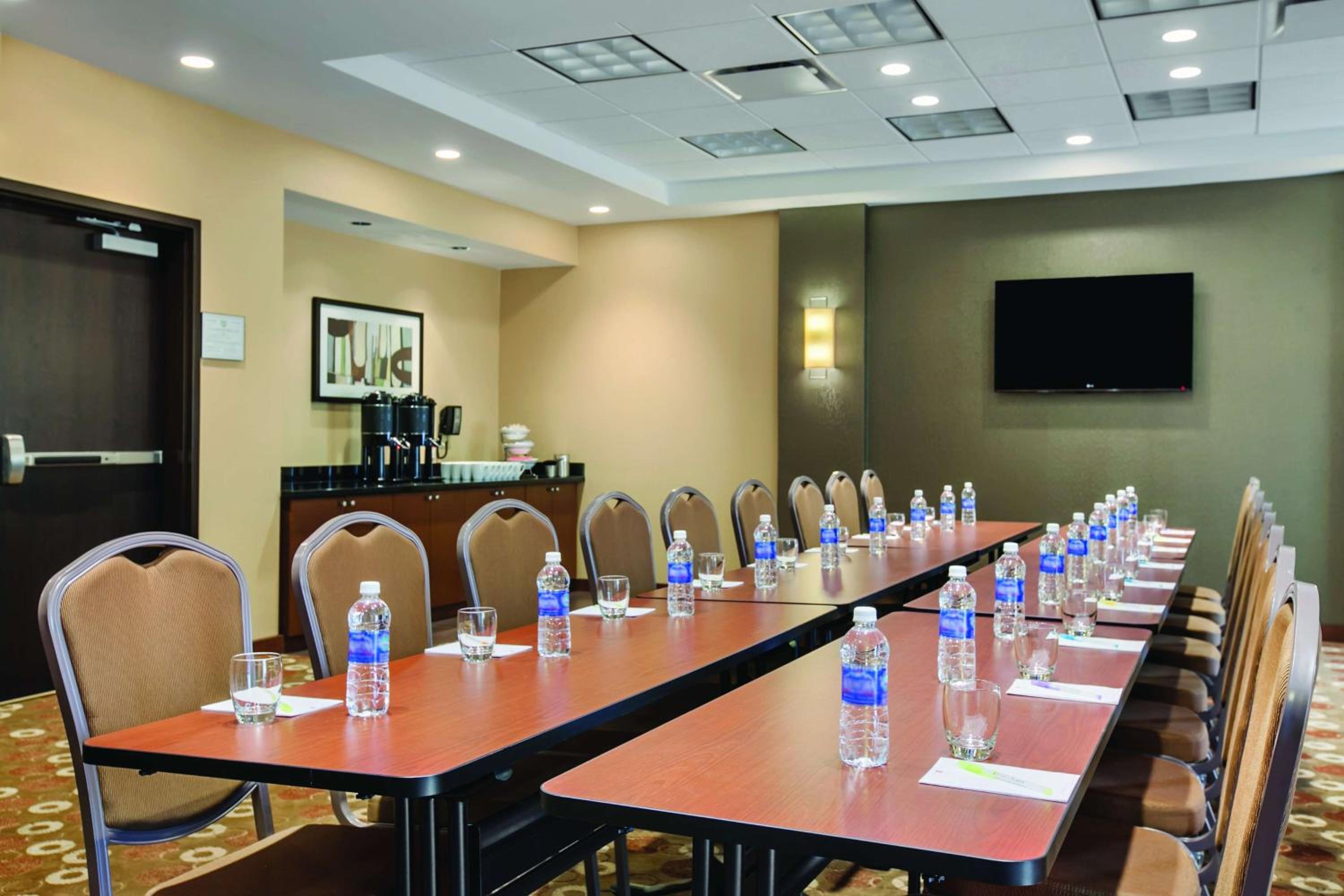 Raleigh Vacations - Hyatt Place Raleigh Cary - Property Image 23