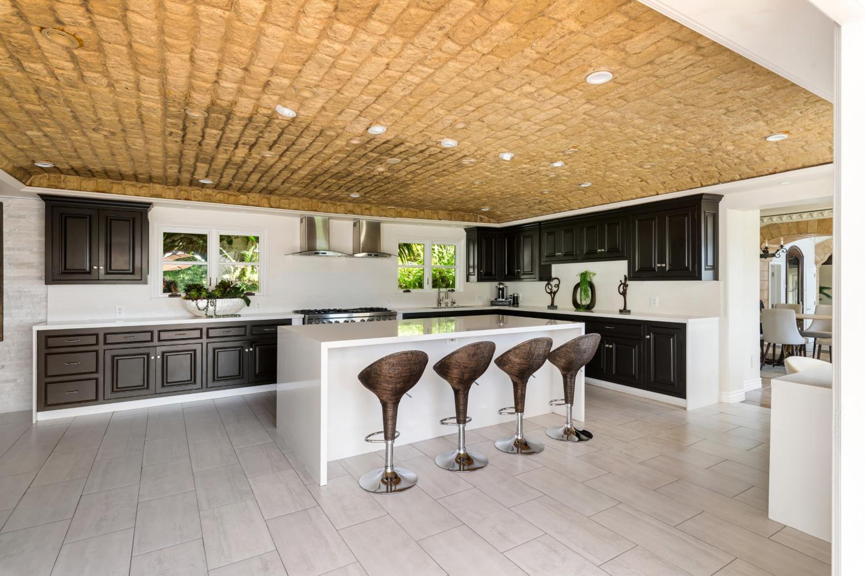 Luxury Bel Air Villa Heated Pool Panoramic Views 6 Bedrooms
