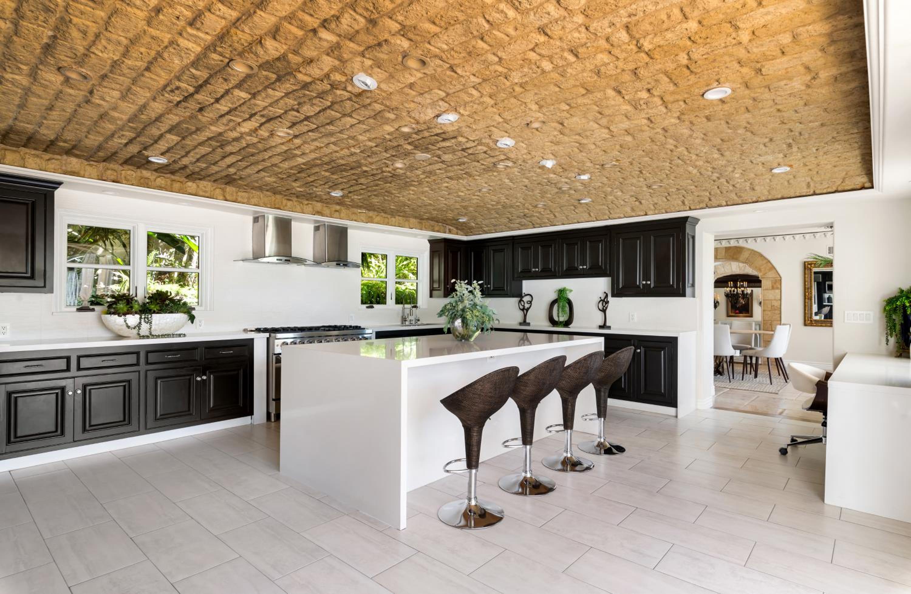 Luxury Bel Air Villa Heated Pool Panoramic Views 6 Bedrooms