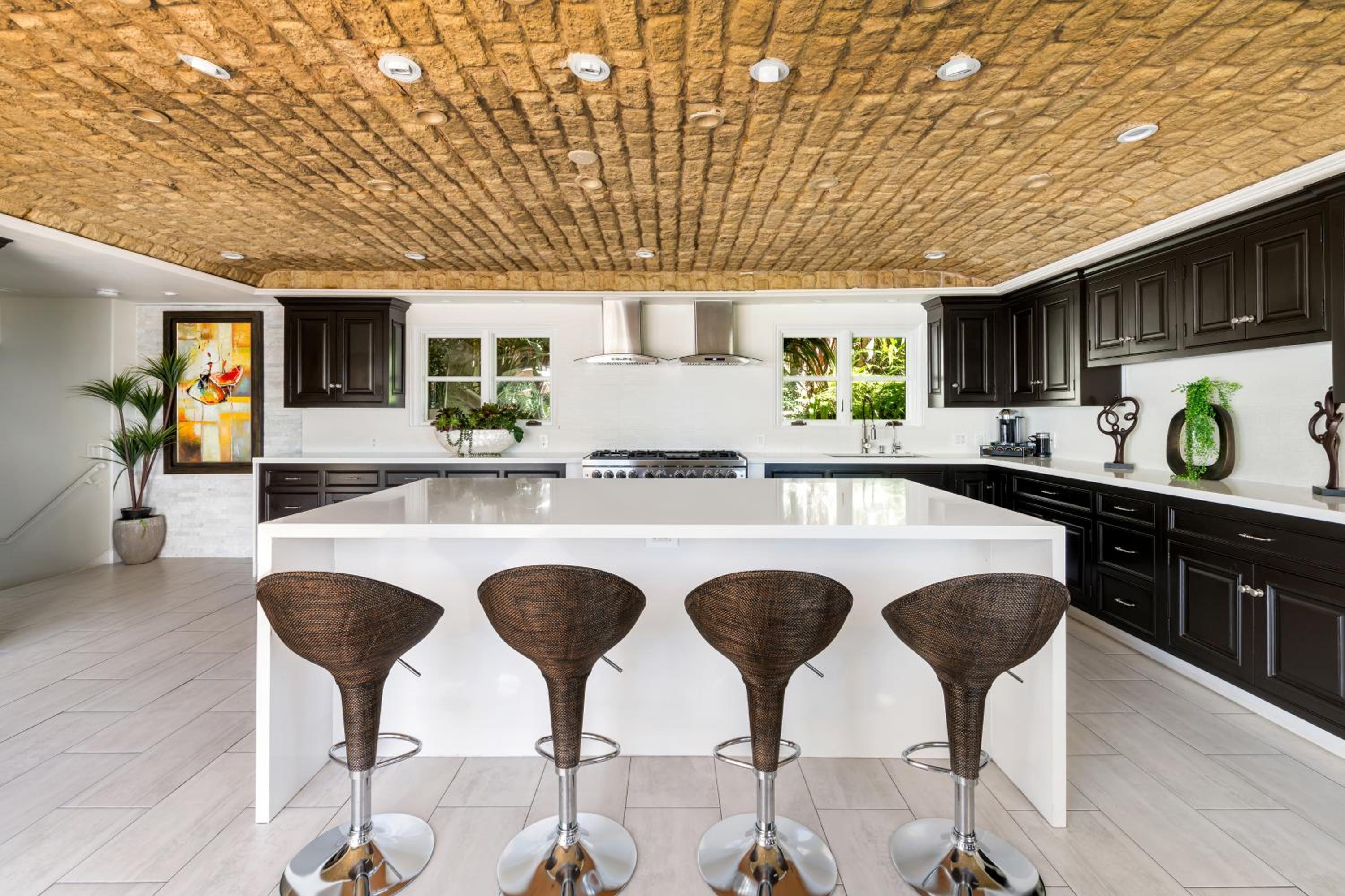 Luxury Bel Air Villa Heated Pool Panoramic Views 6 Bedrooms