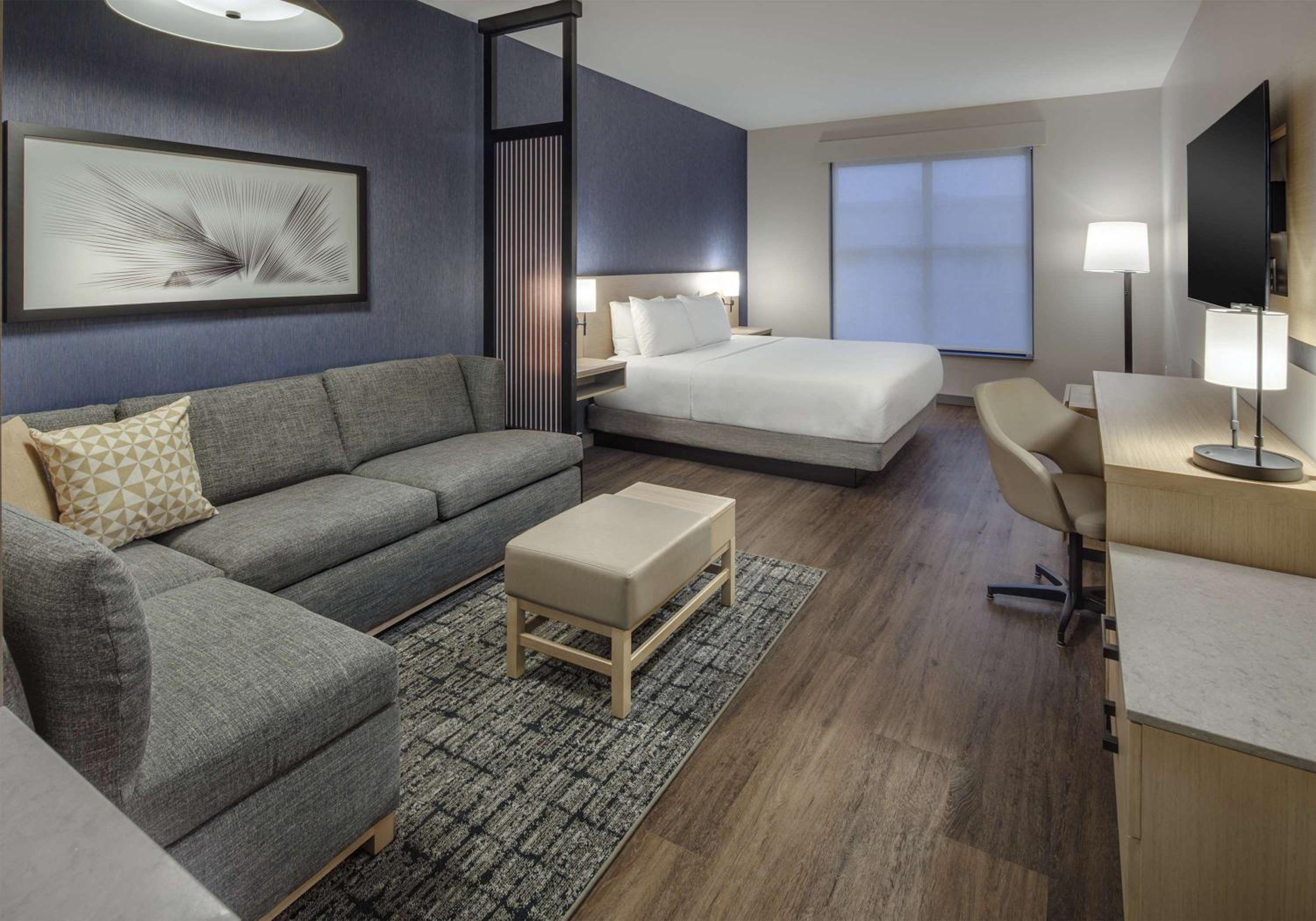 Newark Vacations - Hyatt Place Newark-Main Street - Property Image 5