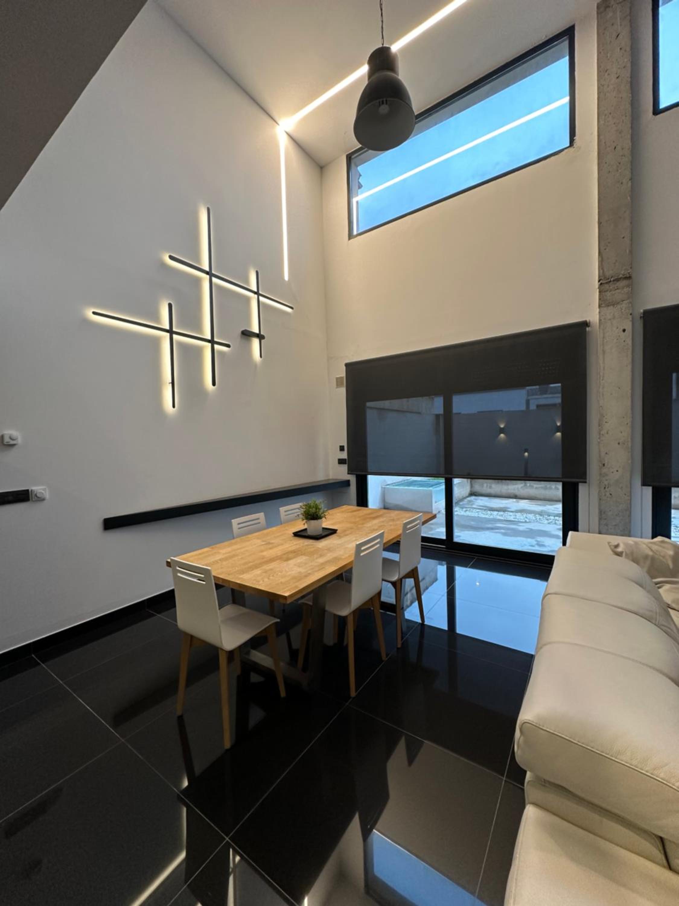 Casa Bulevar - Exclusiva casa muy moderna en zona tranquila