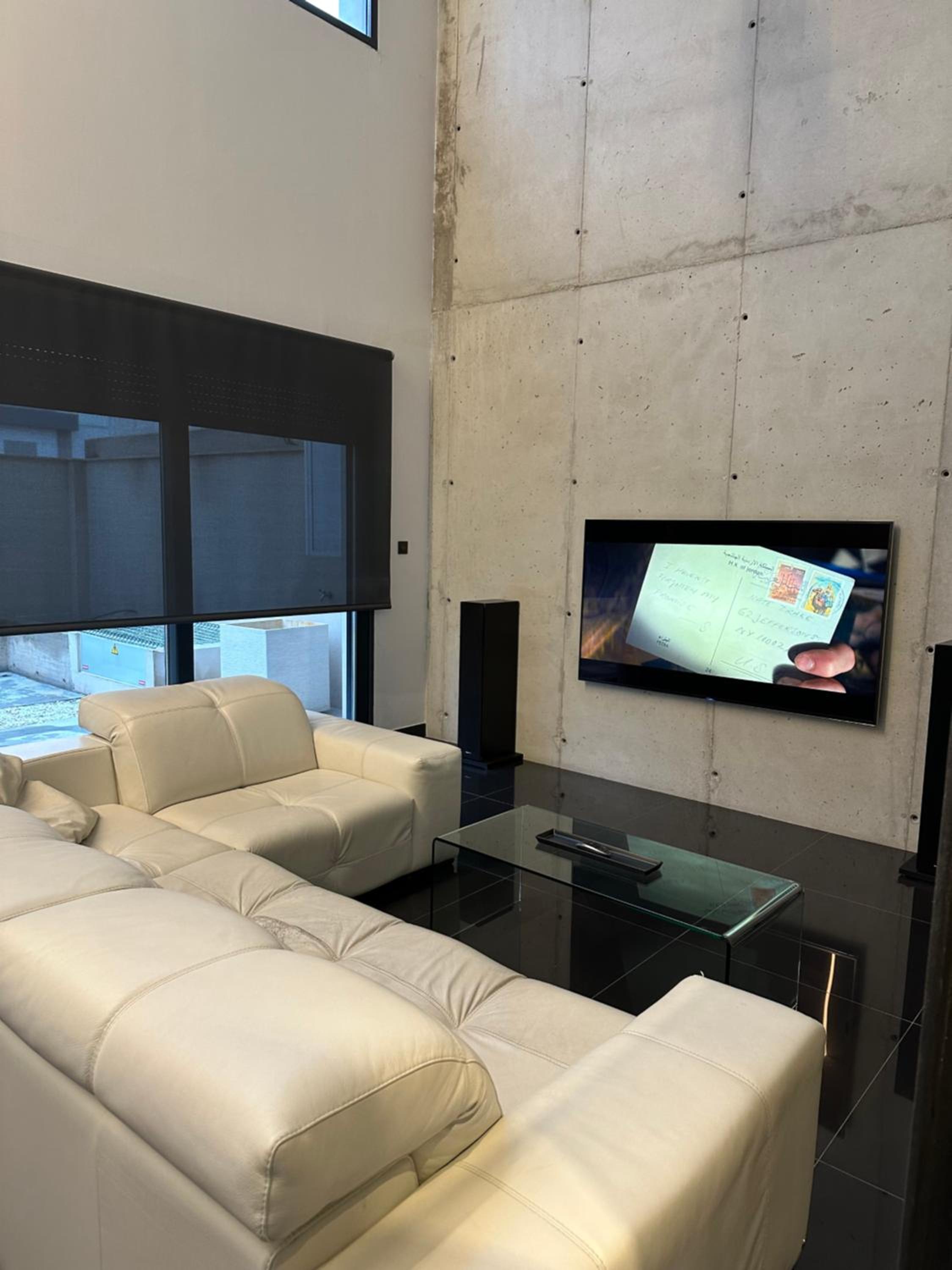 Casa Bulevar - Exclusiva casa muy moderna en zona tranquila