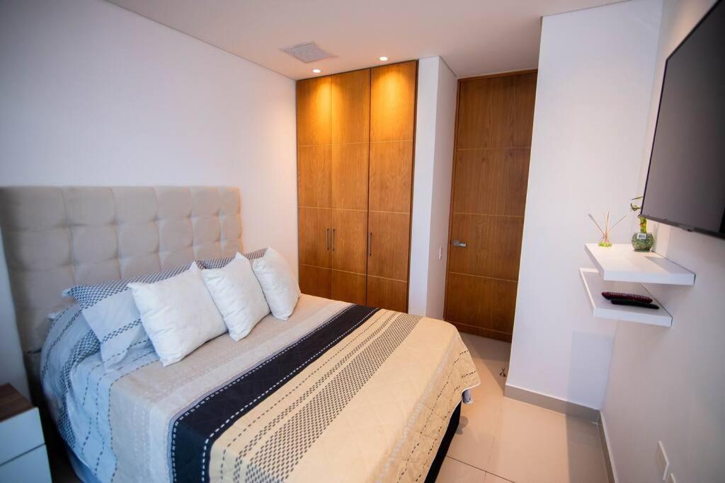 Beachfront Luxury Apartment in Bocagrande
