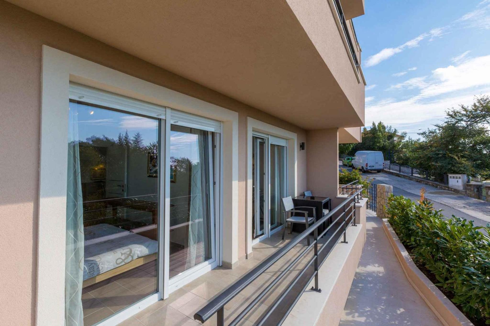 Apartments in Dramalj 39042 view 4