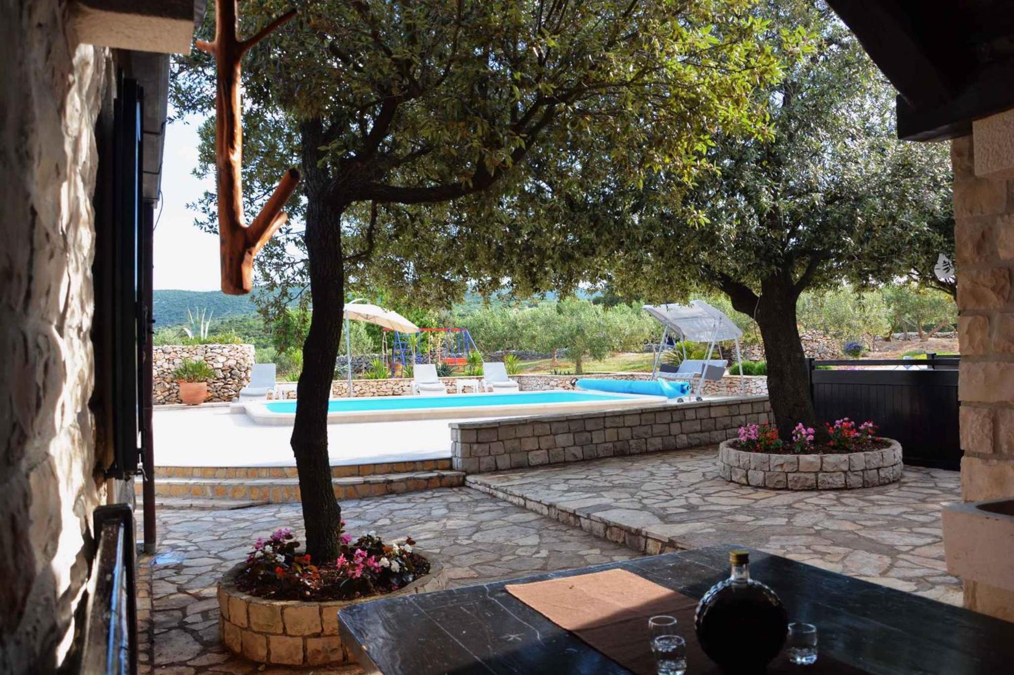 Holiday home in Pucisca/Insel Brac 6050 view 4