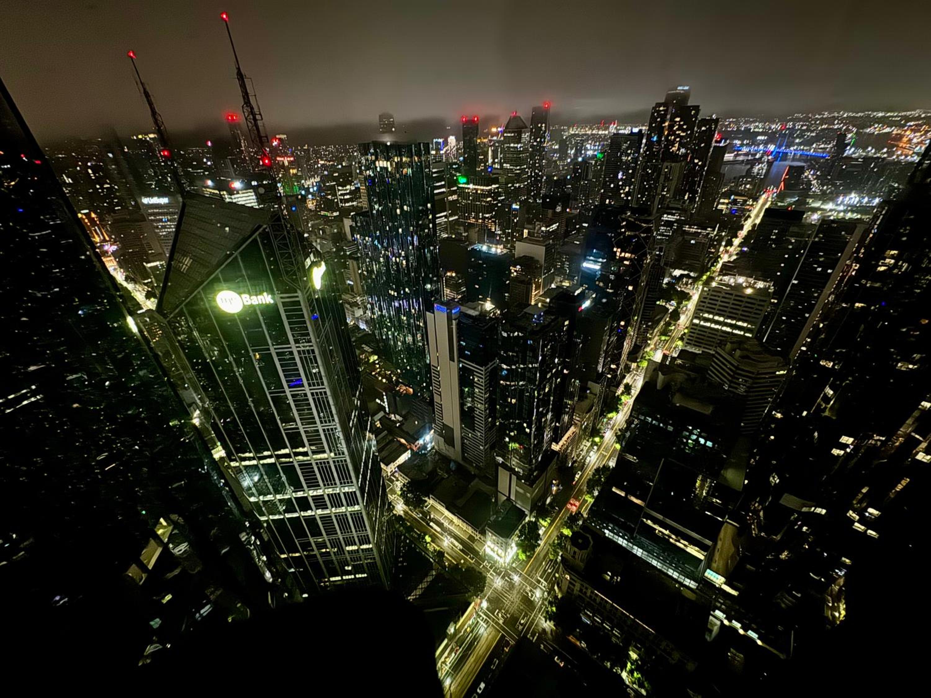 New Year eve’s Fireworks & BayView Apt in CBD