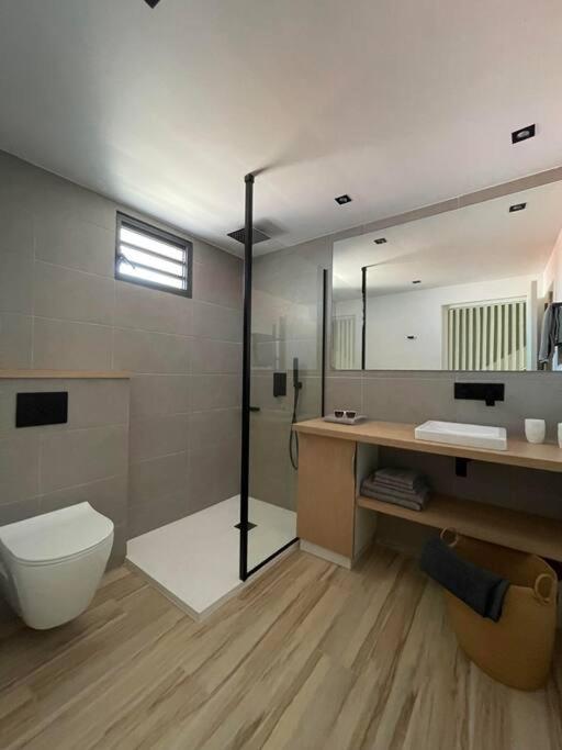 Bella Vista 2 bedroom - Orient Bay view 5