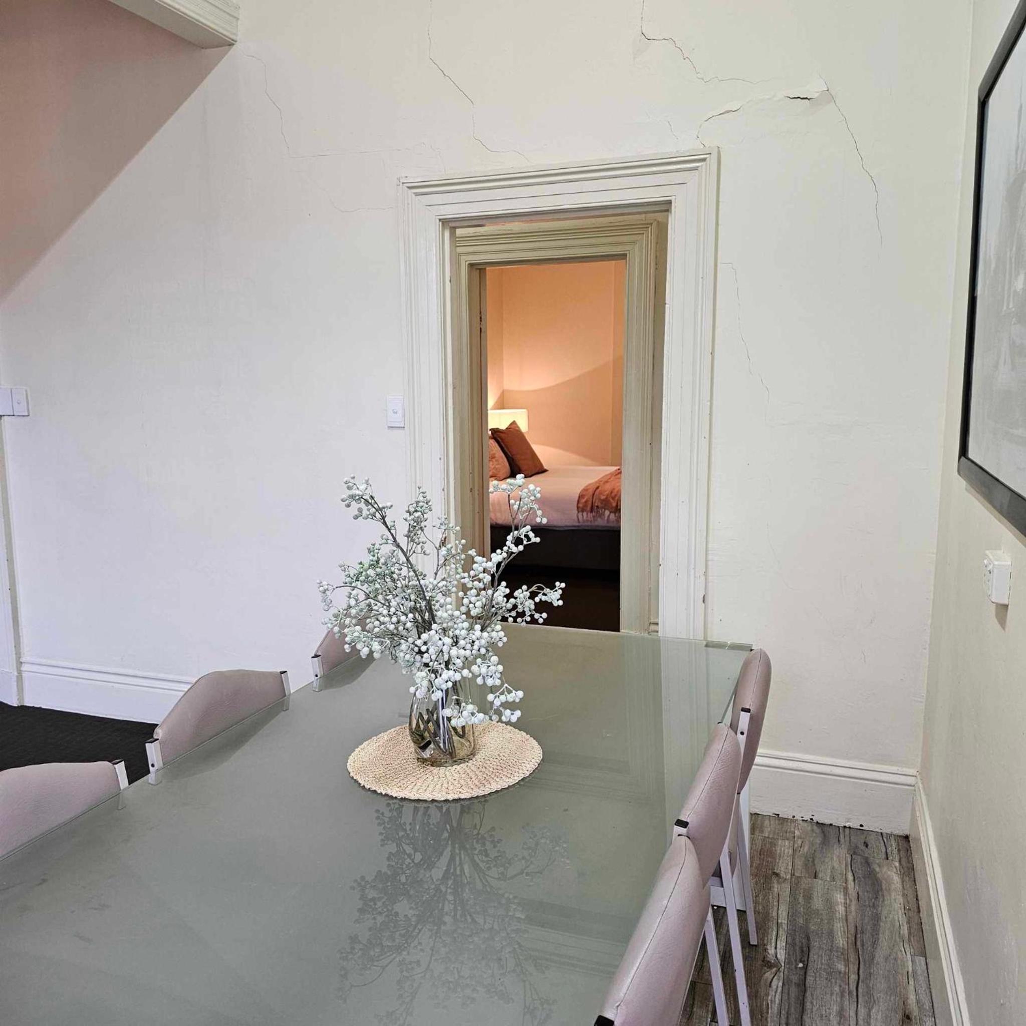 Cobb&CoHouse-Goldfields ExecutiveStay Ideal for Families &Work Crews