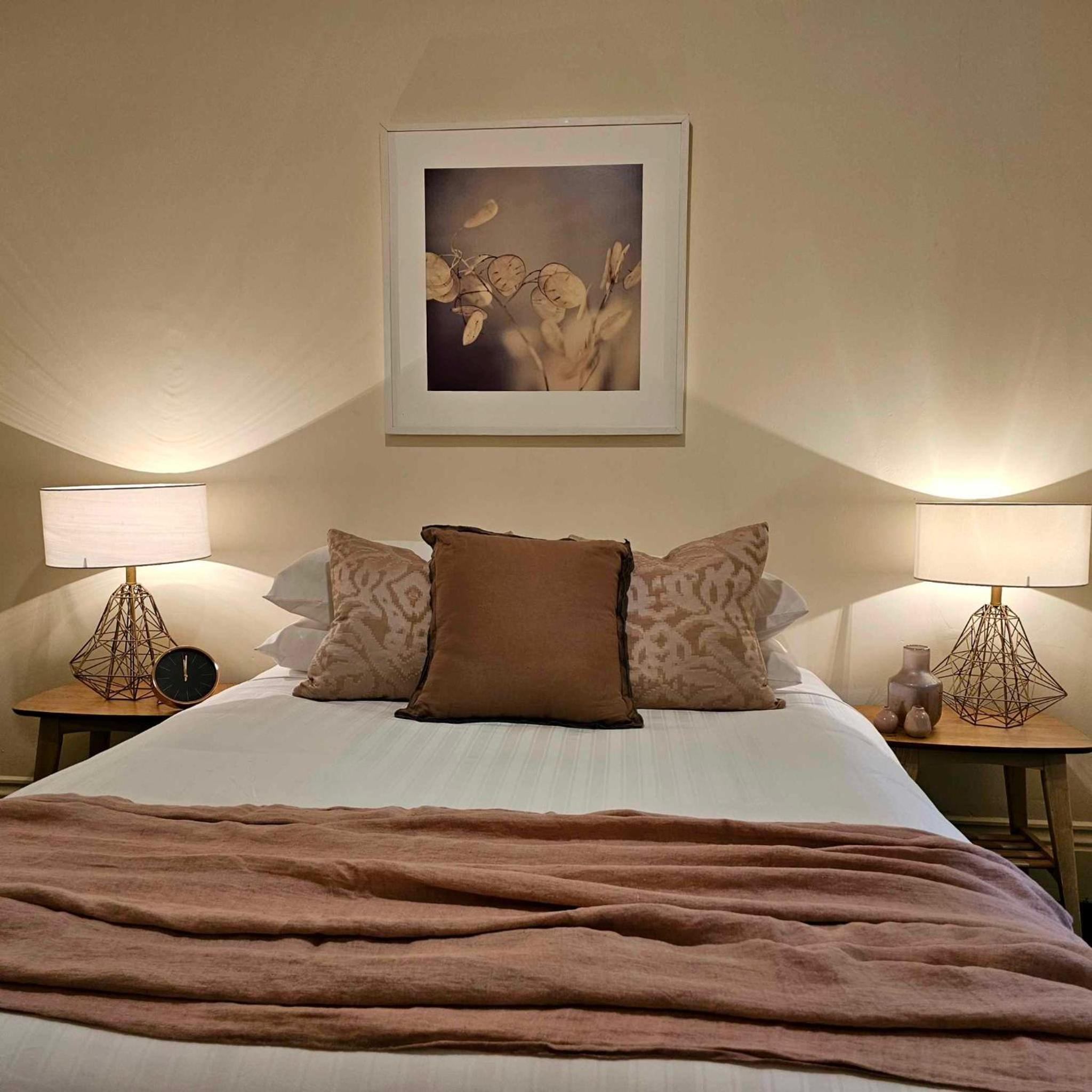 Cobb&CoHouse-Goldfields ExecutiveStay Ideal for Families &Work Crews