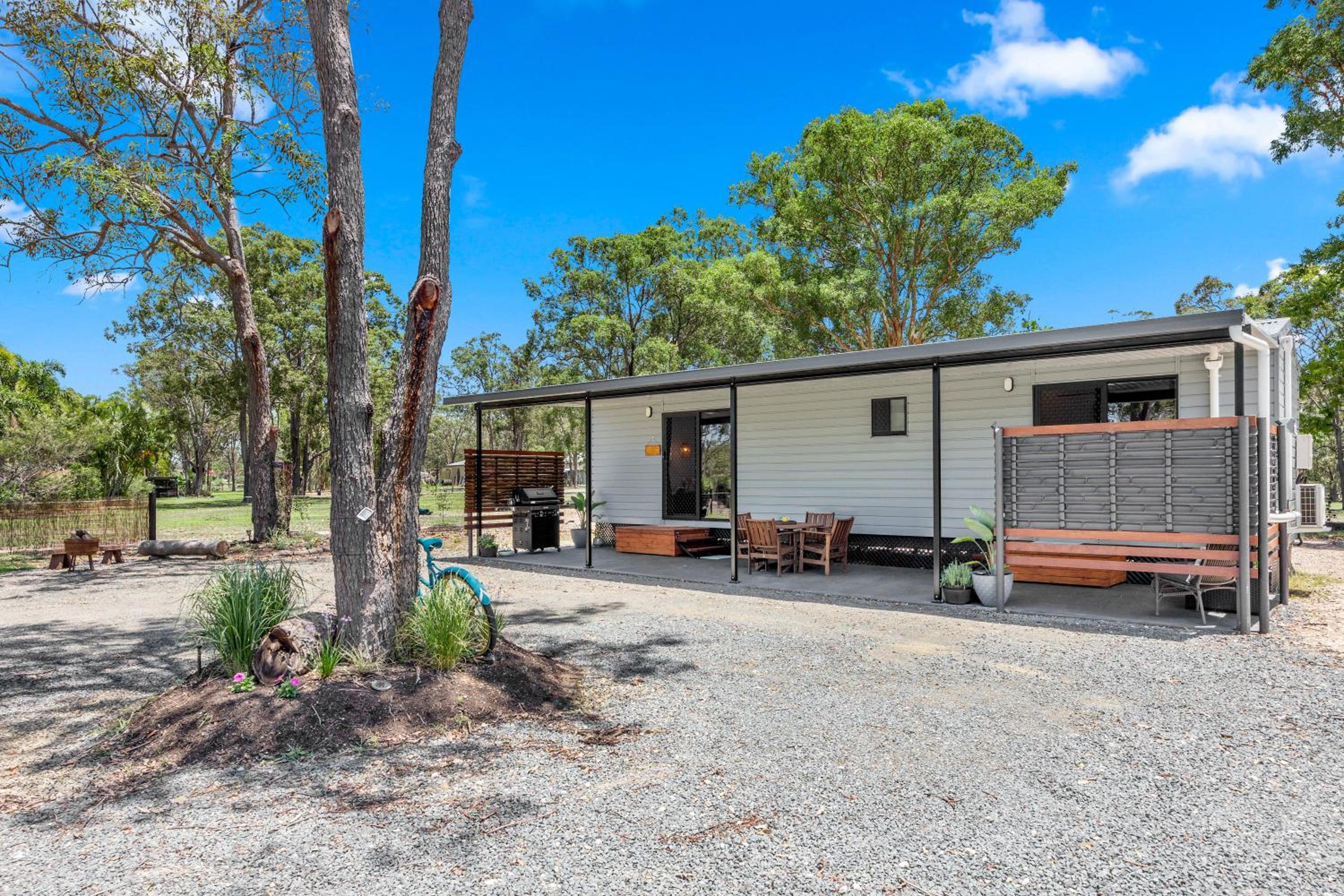 Little Sunshine - Private acreage Guest Home