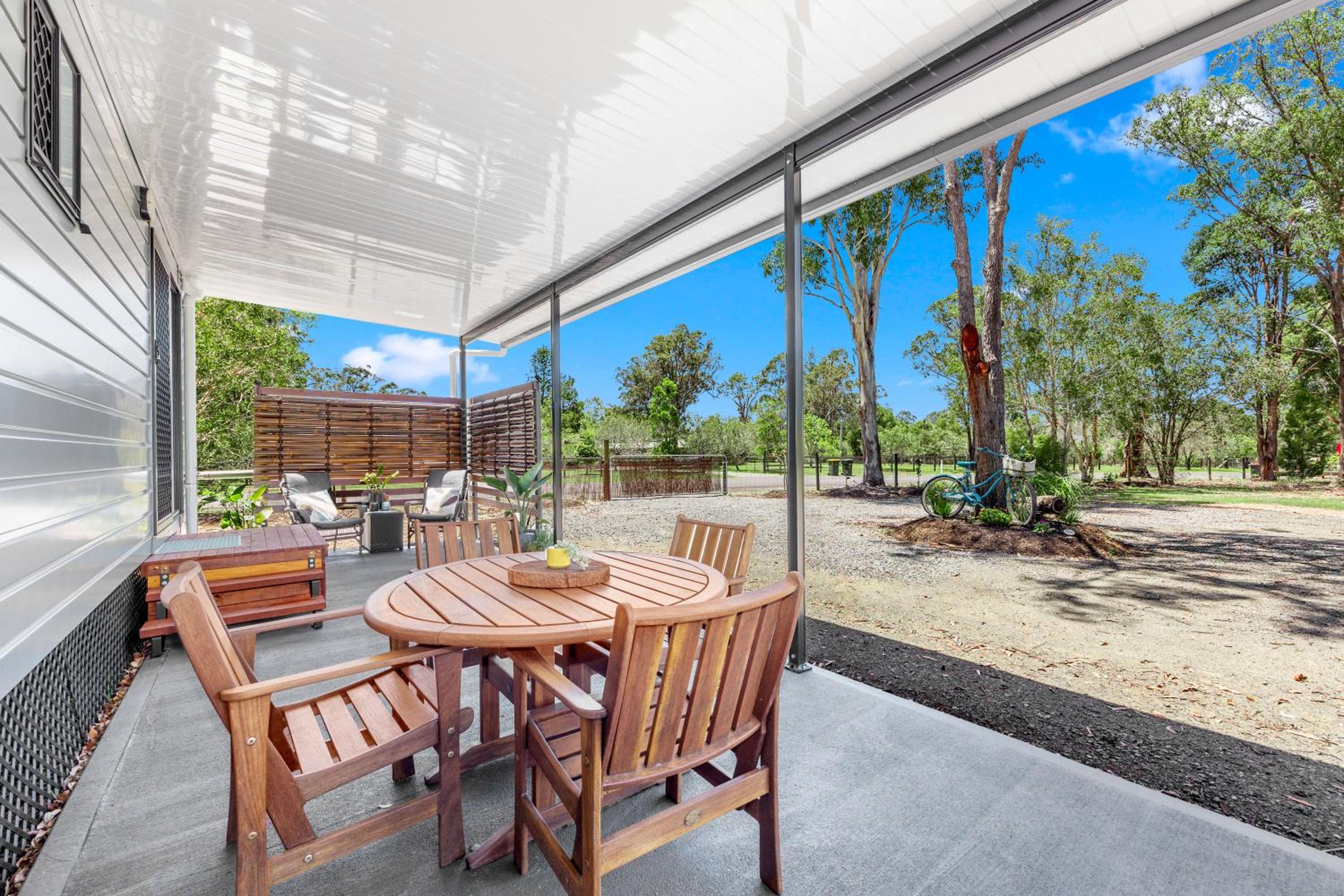 Little Sunshine - Private acreage Guest Home