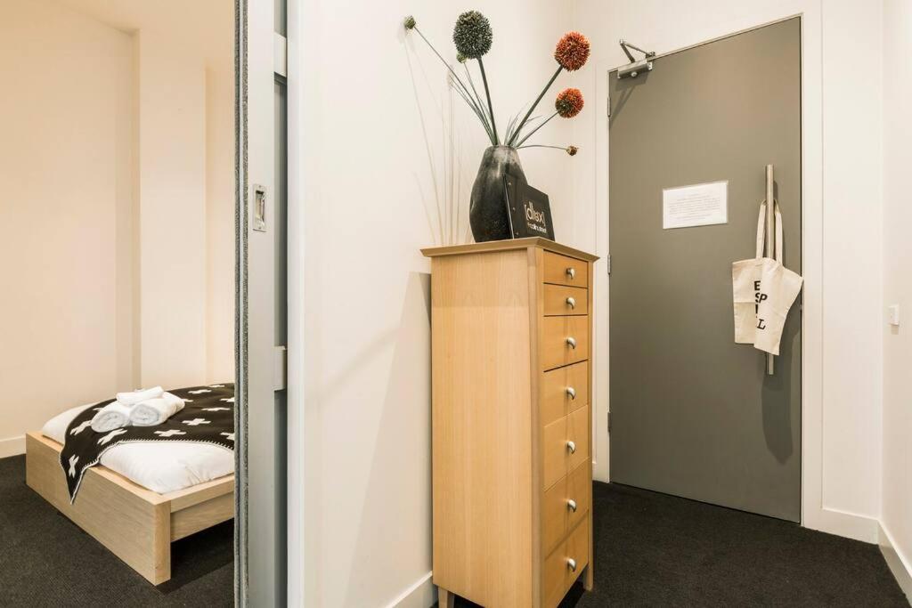 escape at collins 'PENTHOUSE' Apartment Melbourne CBD