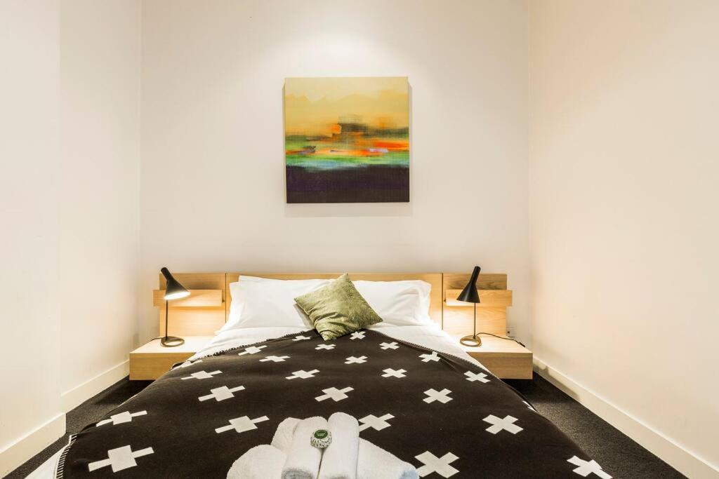 escape at collins 'PENTHOUSE' Apartment Melbourne CBD