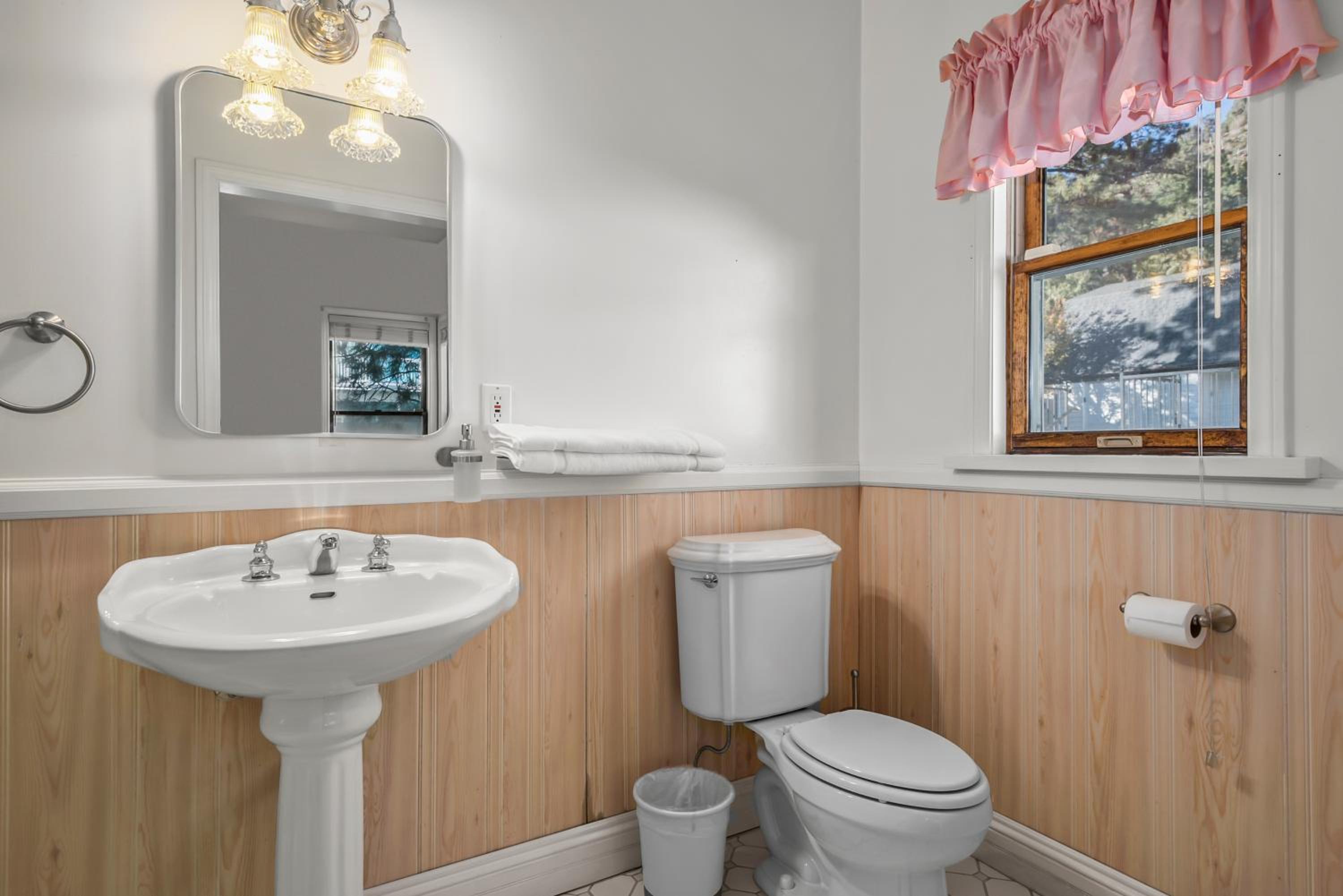Mountain High Luxury Castle &Spa