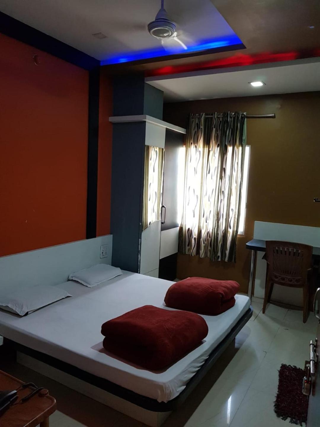 New Hotel Shree Radha Krishna Palace, Maheshwar view 3