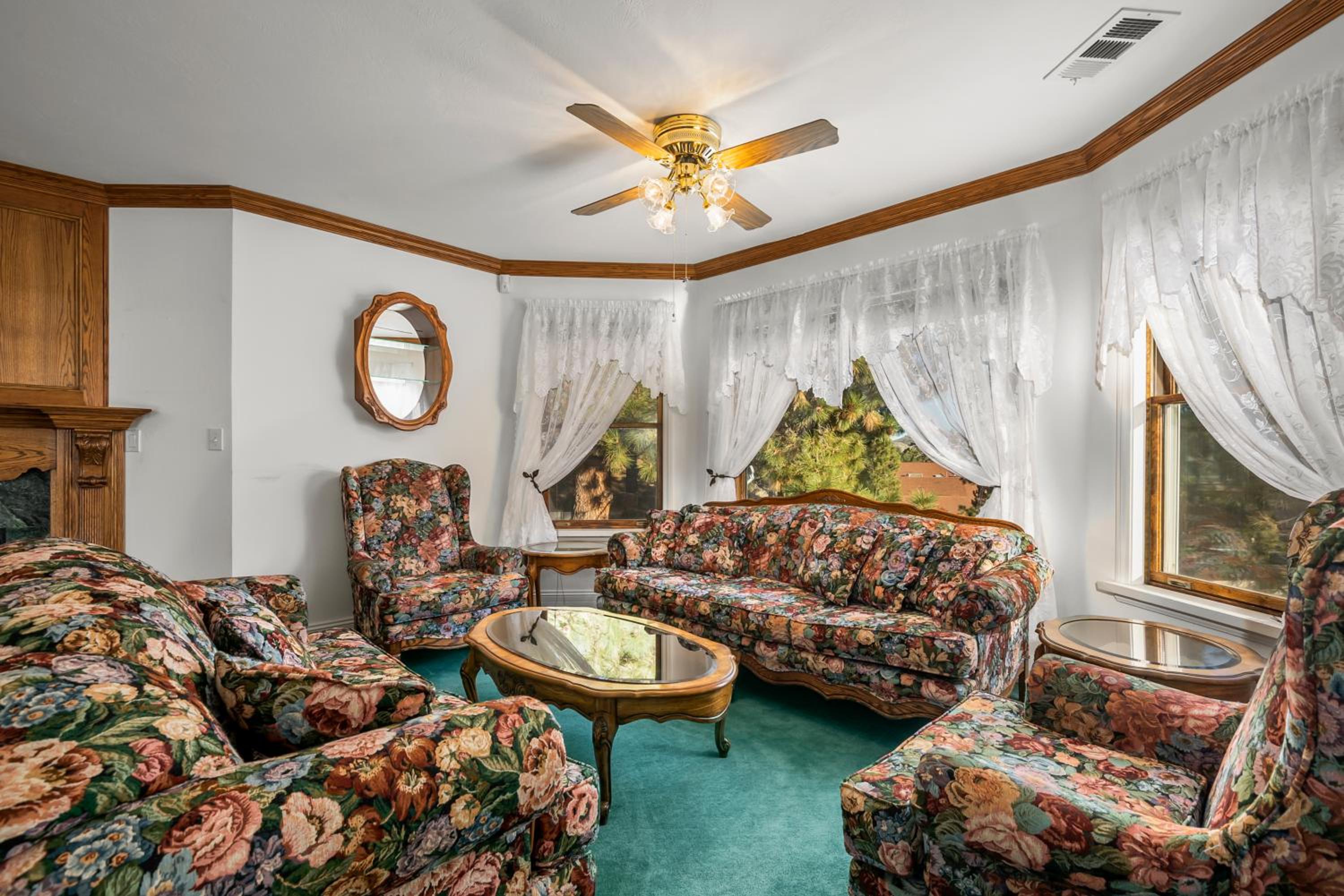 Mountain High Luxury Castle &Spa