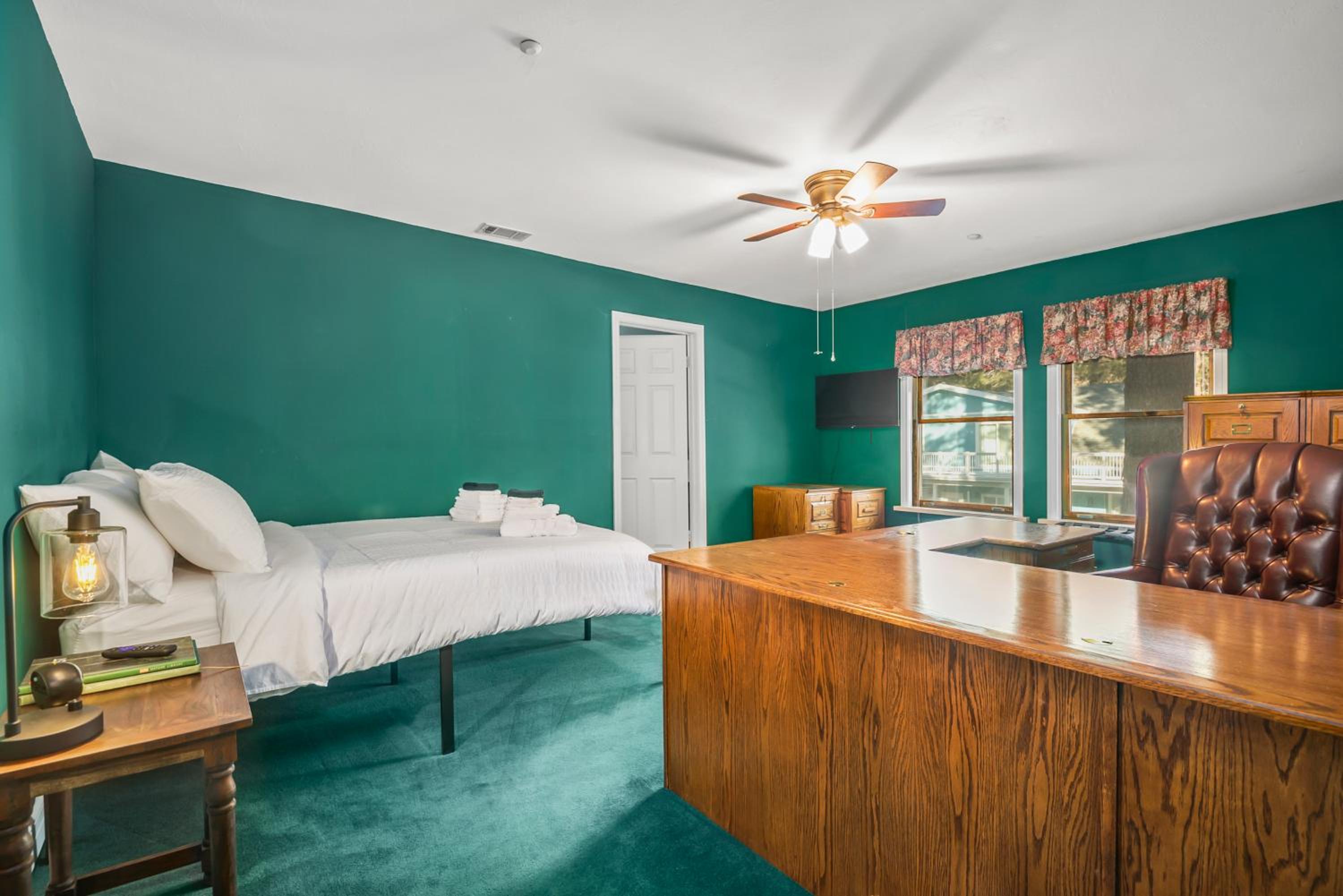Mountain High Luxury Castle &Spa