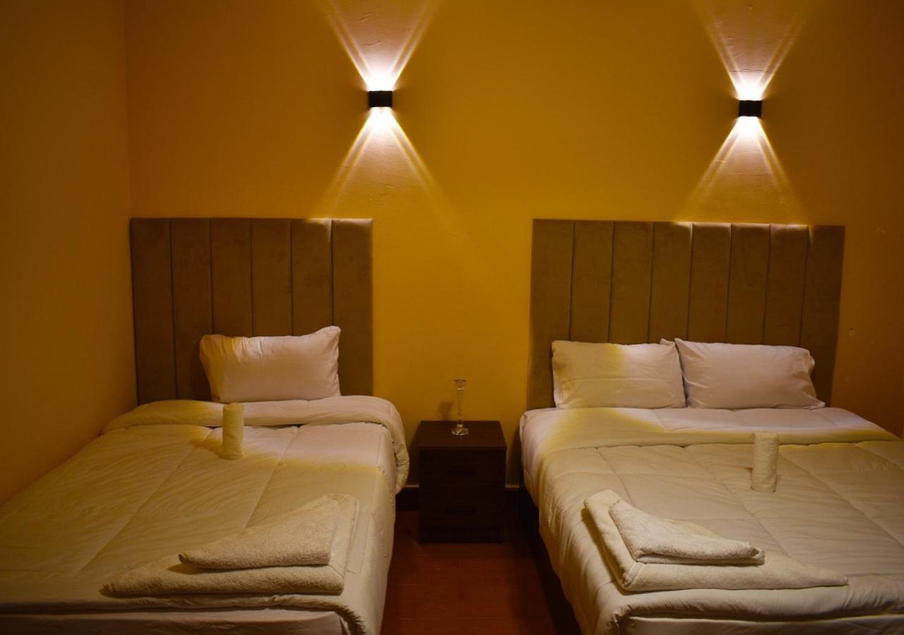 Badr pyramids inn