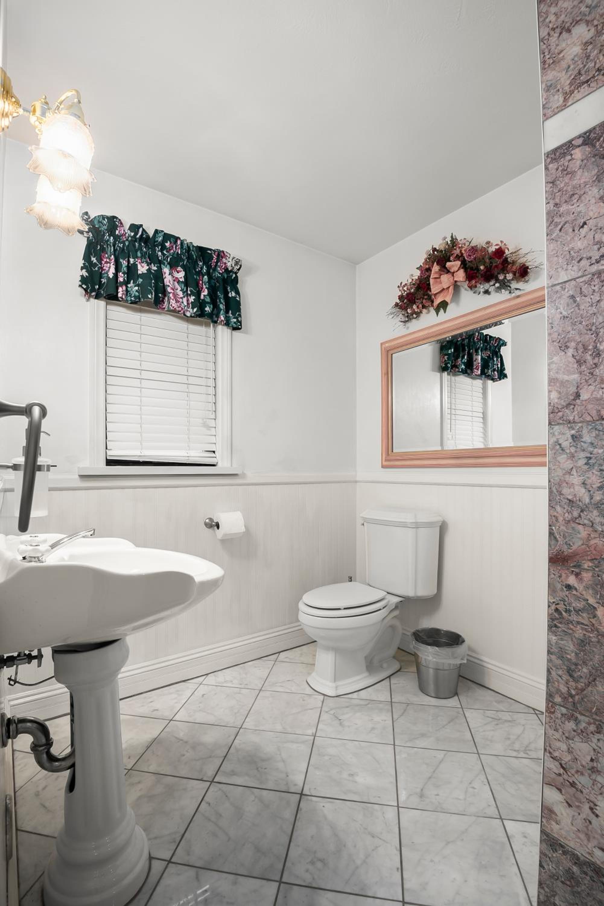 Mountain High Luxury Castle &Spa
