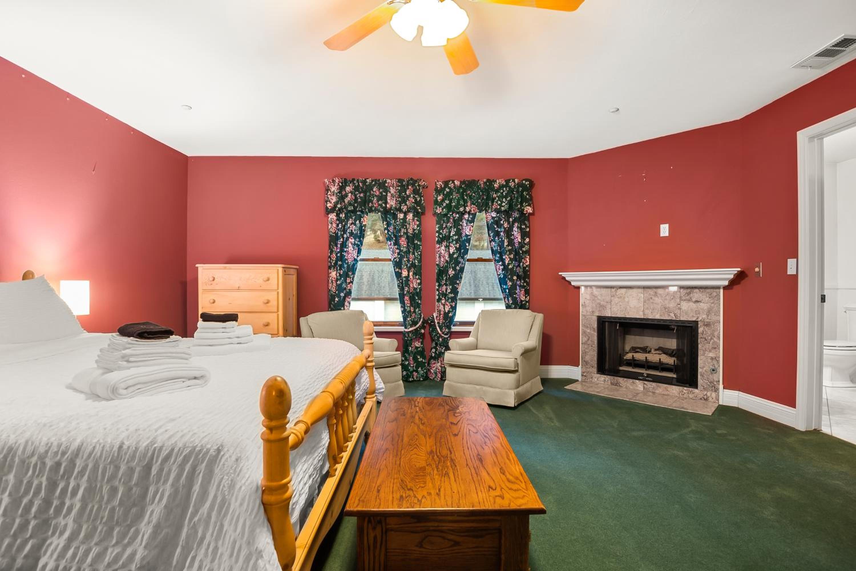 Mountain High Luxury Castle &Spa