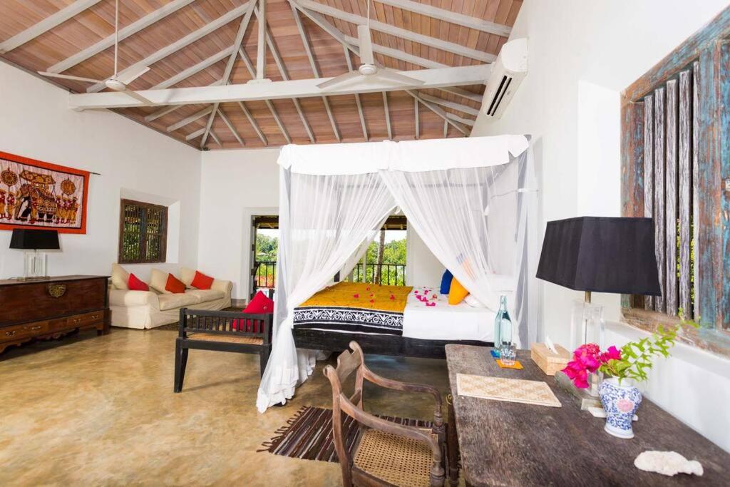 Lake Rock Villa - Koggala view 3