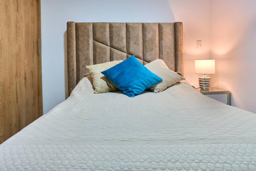 Apartamento 404 - Terraza con Jacuzzi - 3 Habitaciones - Rentas Cortas Gerencial