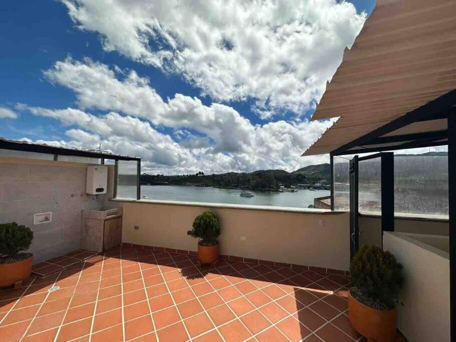 Apartamento 403 - Terraza con Jacuzzi - 2 Habitaciones - Rentas Cortas Gerencial