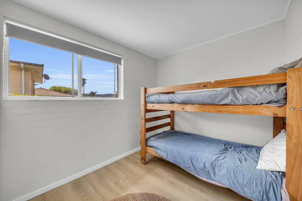 Marine Court - Unit 6