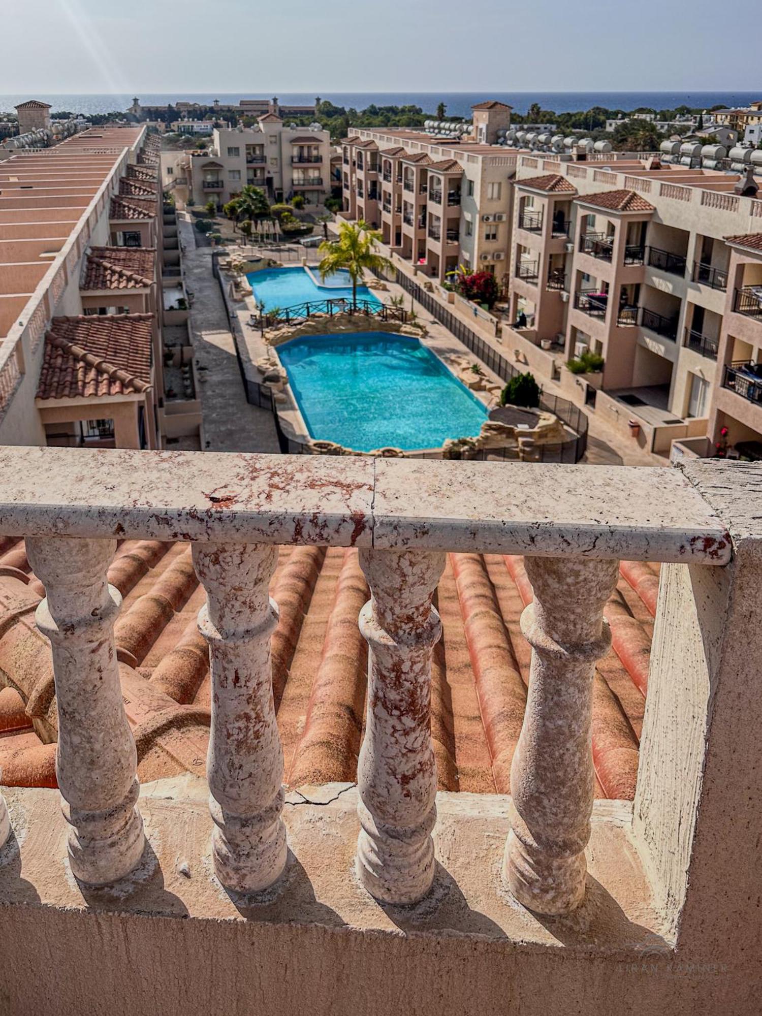 Royal Seacrest Crown-Jewel, 2B, Pools, Sea, Center