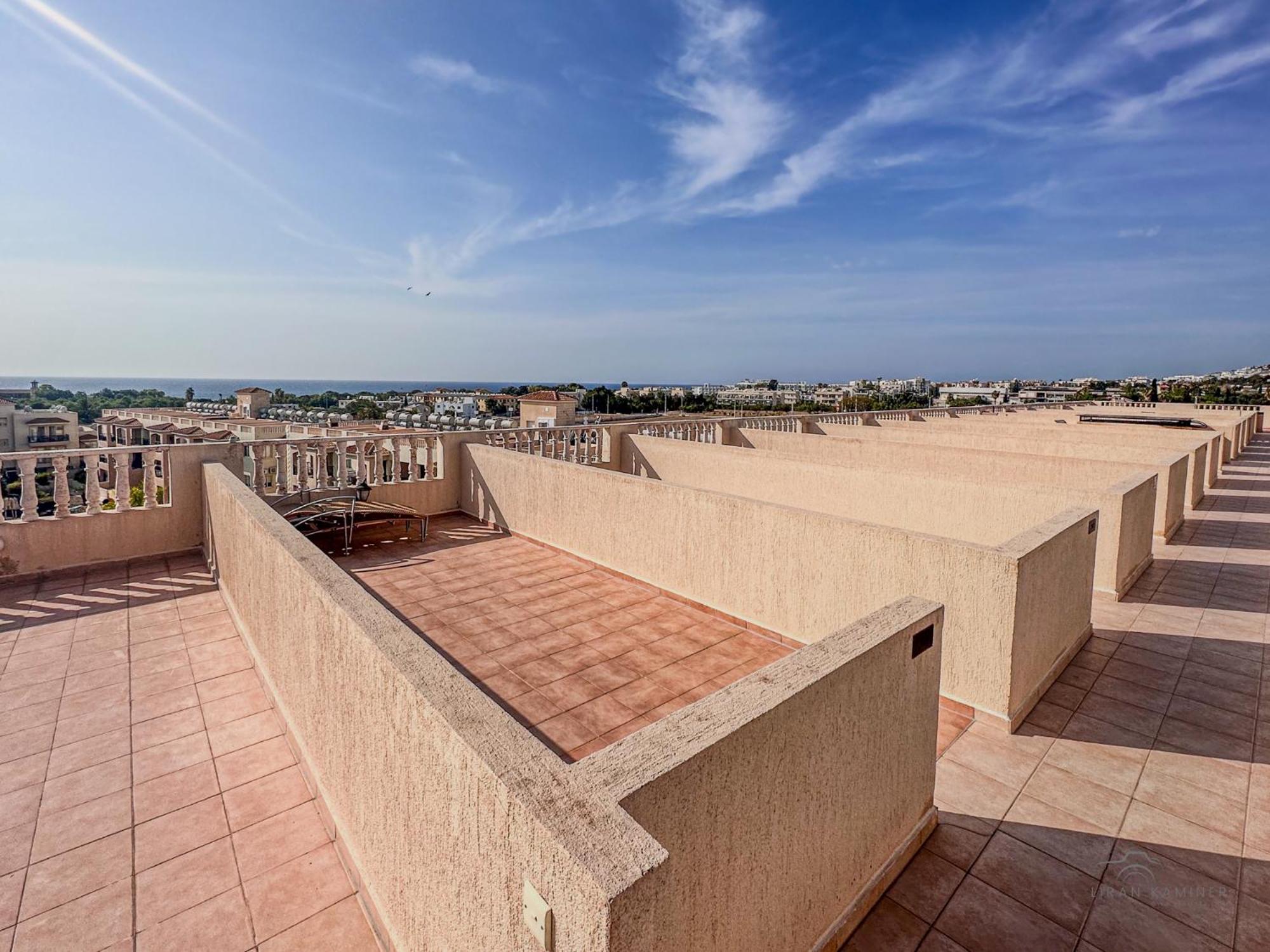 Royal Seacrest Crown-Jewel, 2B, Pools, Sea, Center